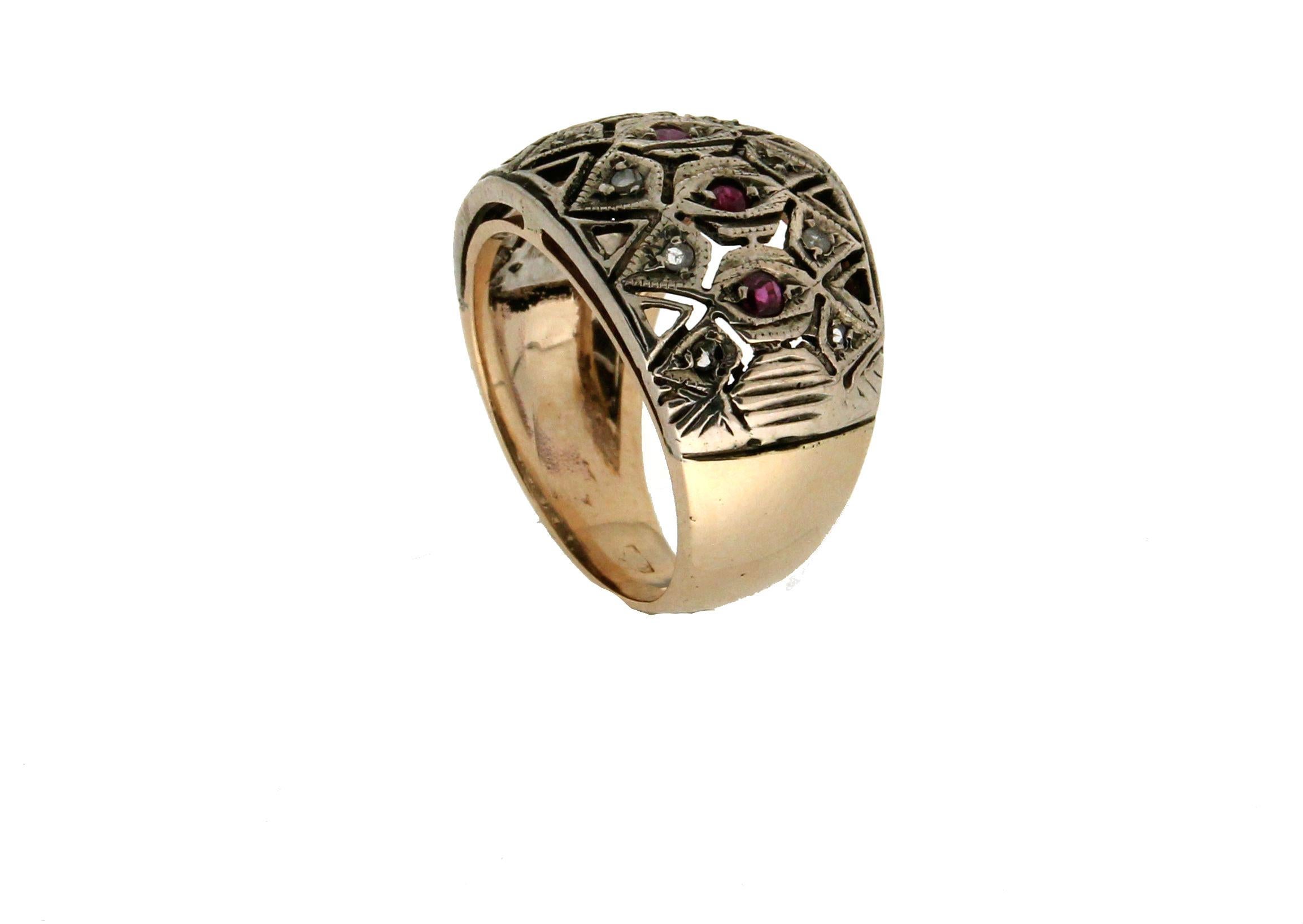Round Cut Handcraft Ruby 14 Karat Yellow Gold Diamonds Cocktail Ring For Sale