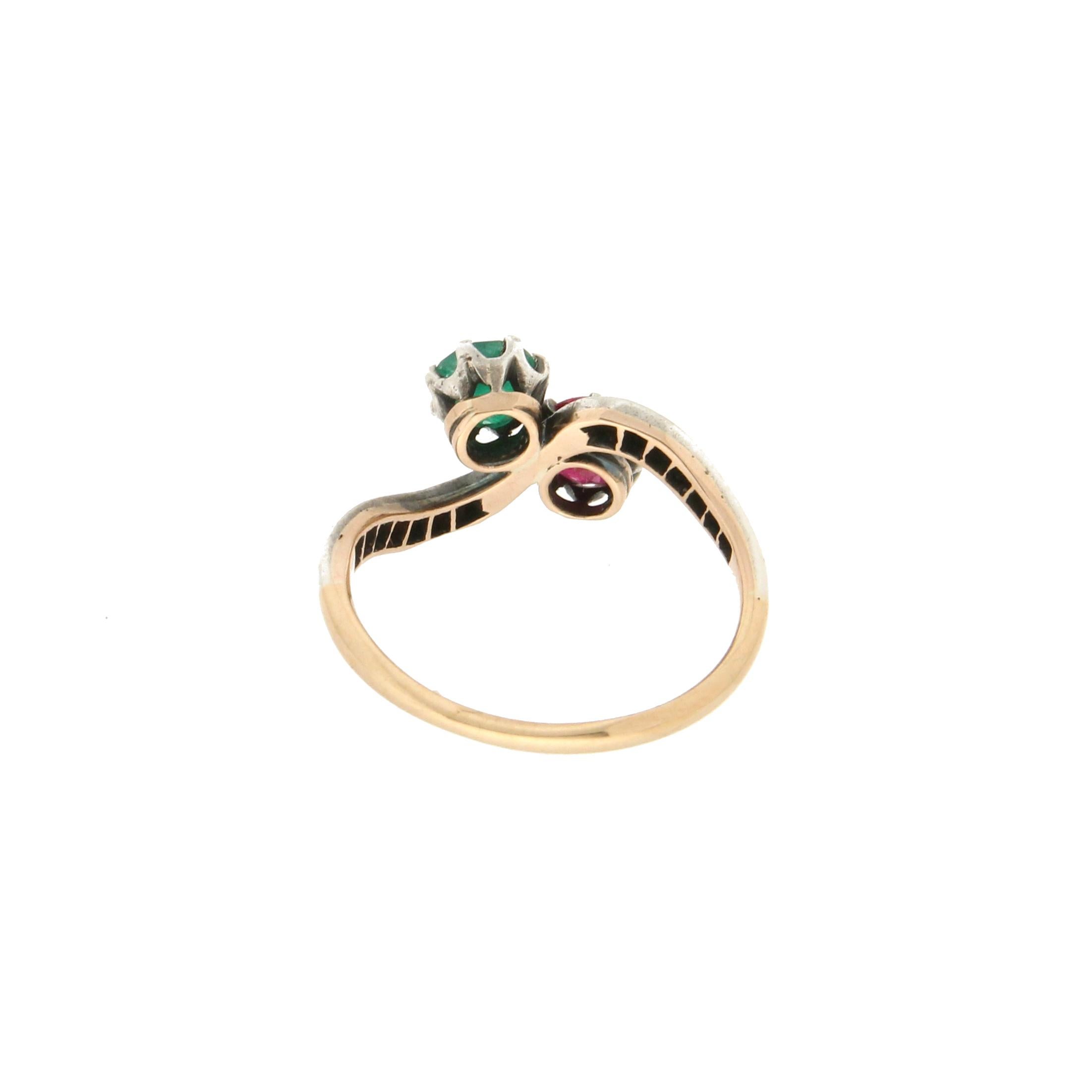 Rose Cut Handcraft Ruby 14 Karat Yellow Gold Diamonds Emerald Cocktail Ring For Sale