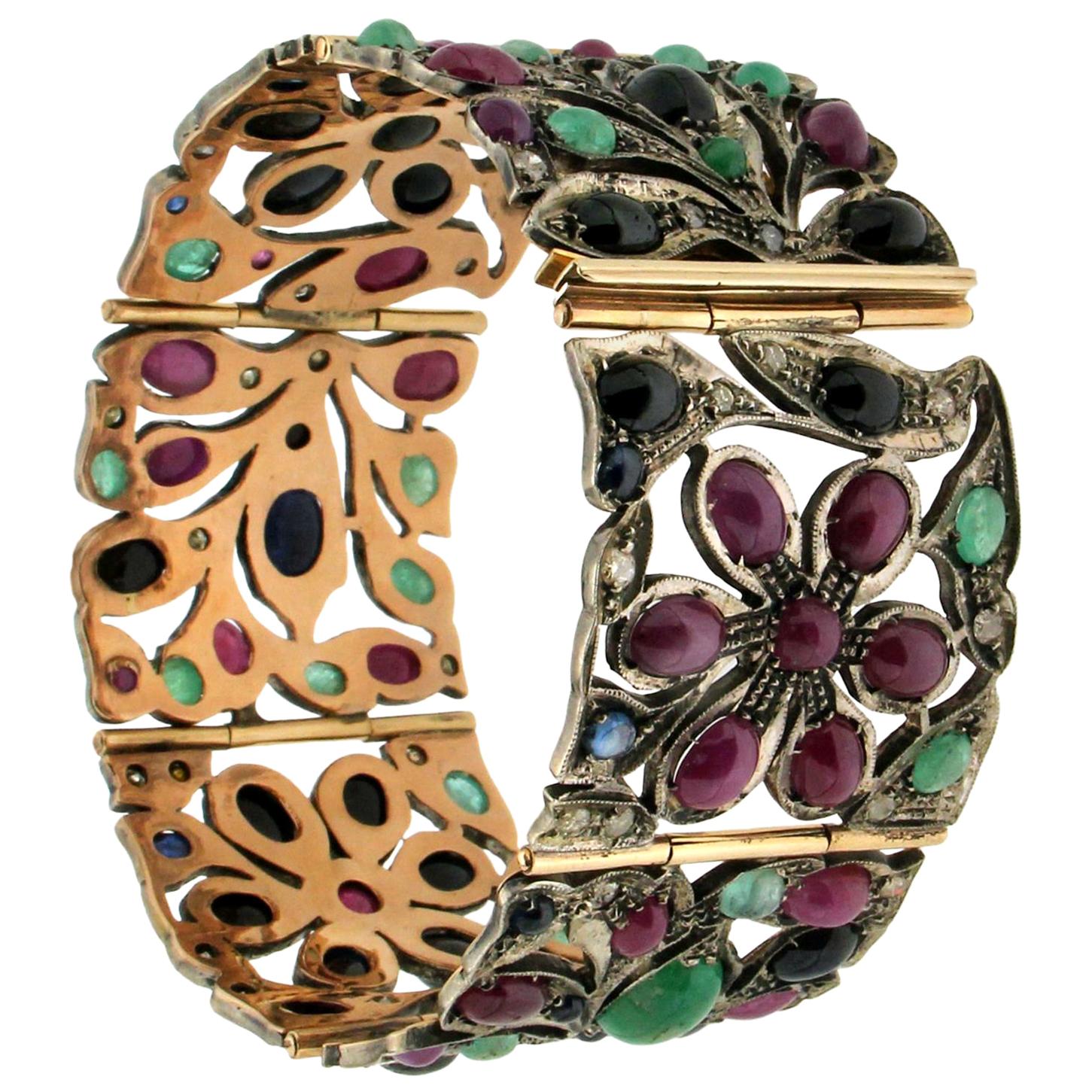 Bracelet manchette artisanal en or jaune 14 carats avec rubis, émeraudes, saphirs et diamants
