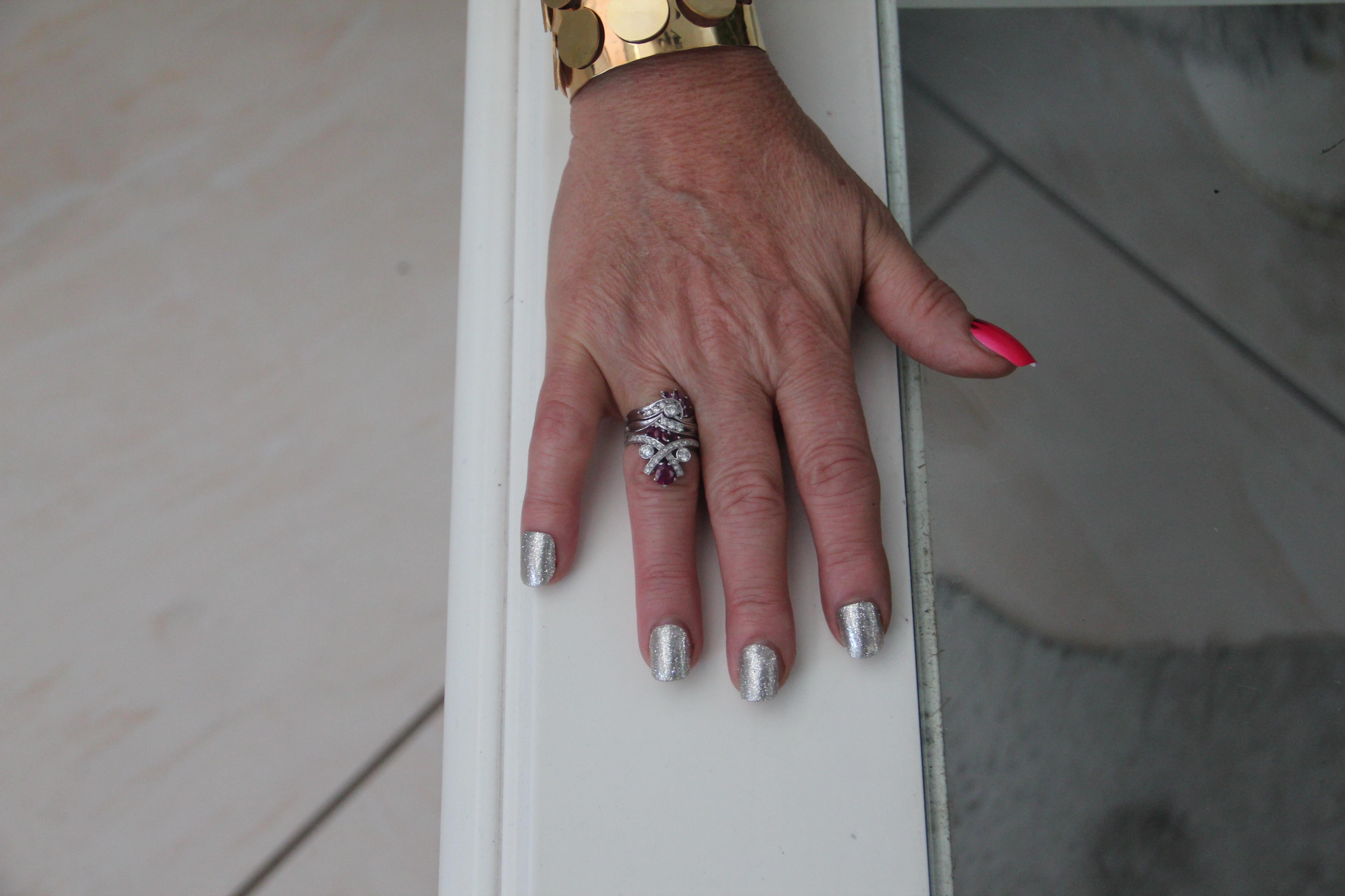 Handcraft Ruby 18 Karat White Gold Diamonds Cocktail Ring For Sale 4