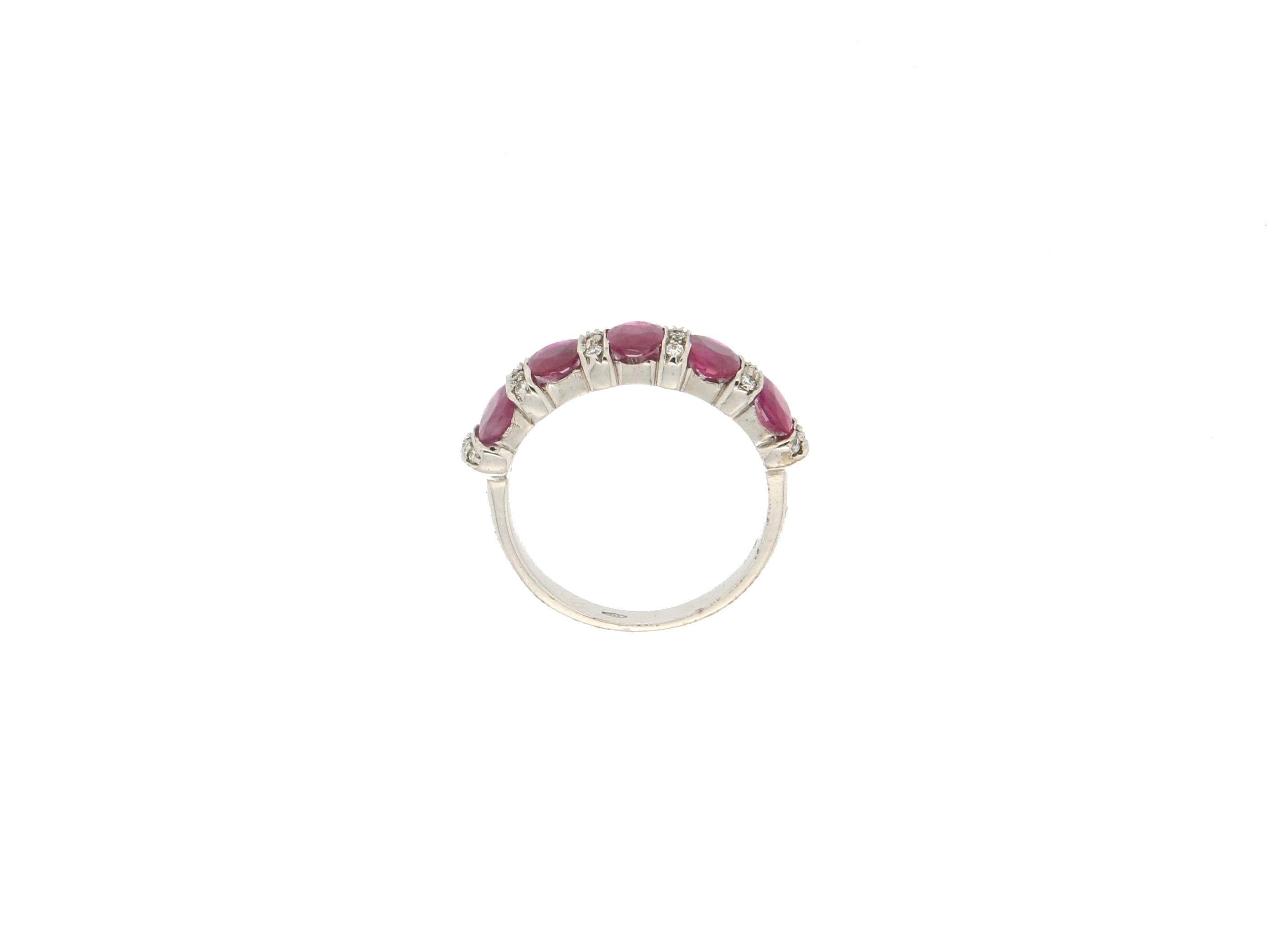 Handcraft Ruby 18 Karat White Gold Diamonds Cocktail Ring In New Condition In Marcianise, IT