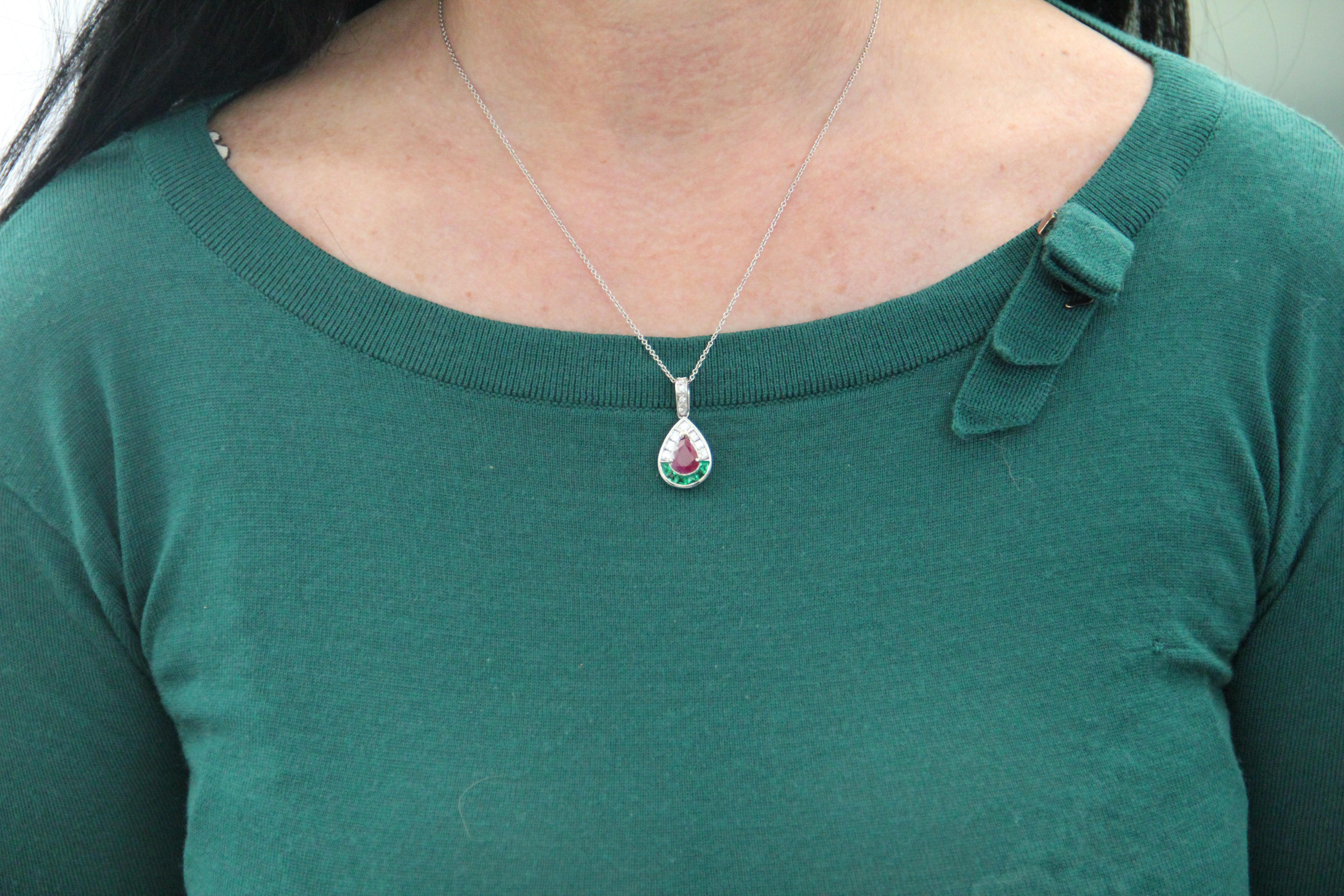 Women's or Men's Handcraft Ruby 18 Karat White Gold Diamonds Emeralds Pendant Necklace For Sale