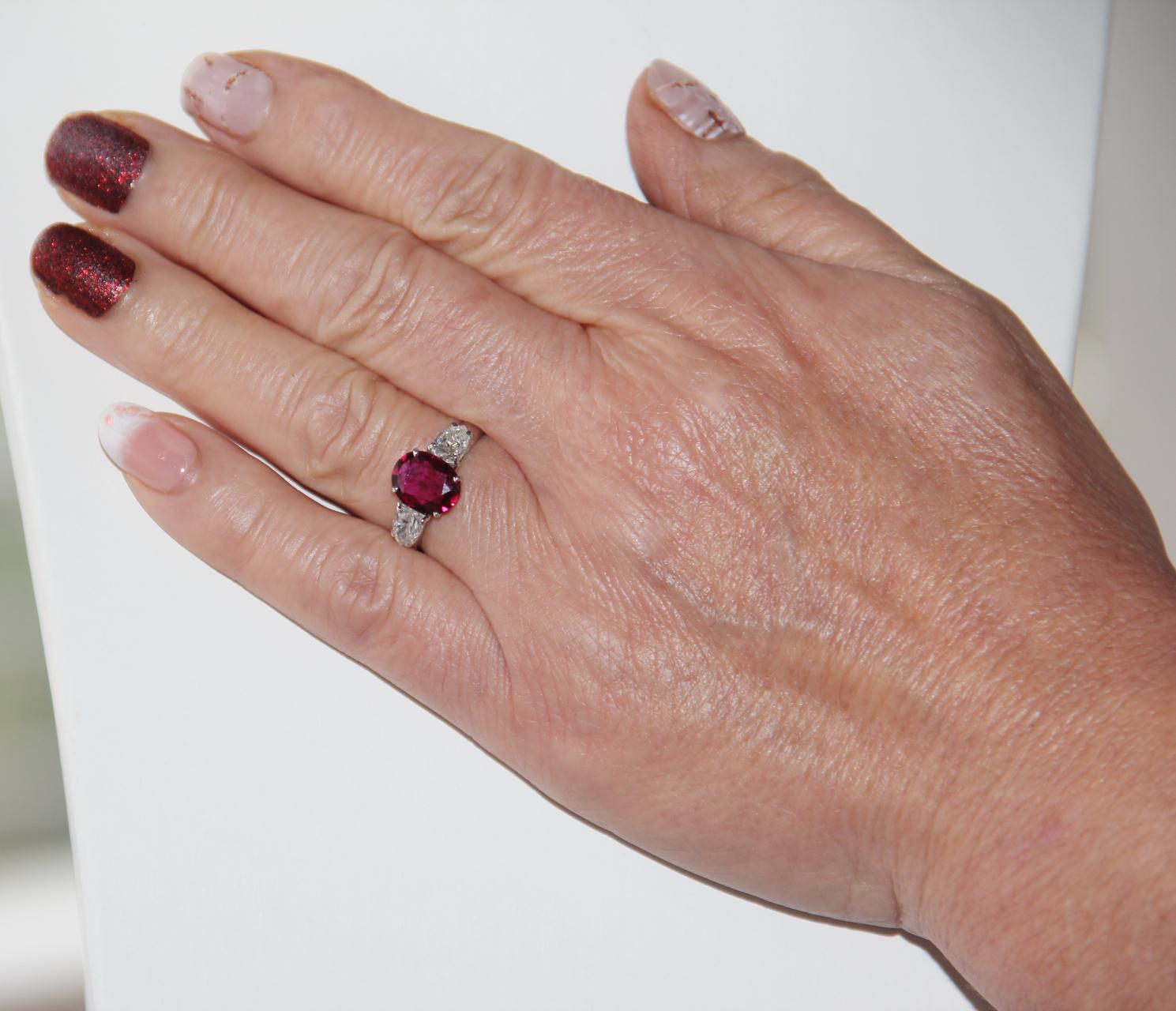 Handcraft Ruby 18 Karat White Gold Diamonds Engagement Ring 10