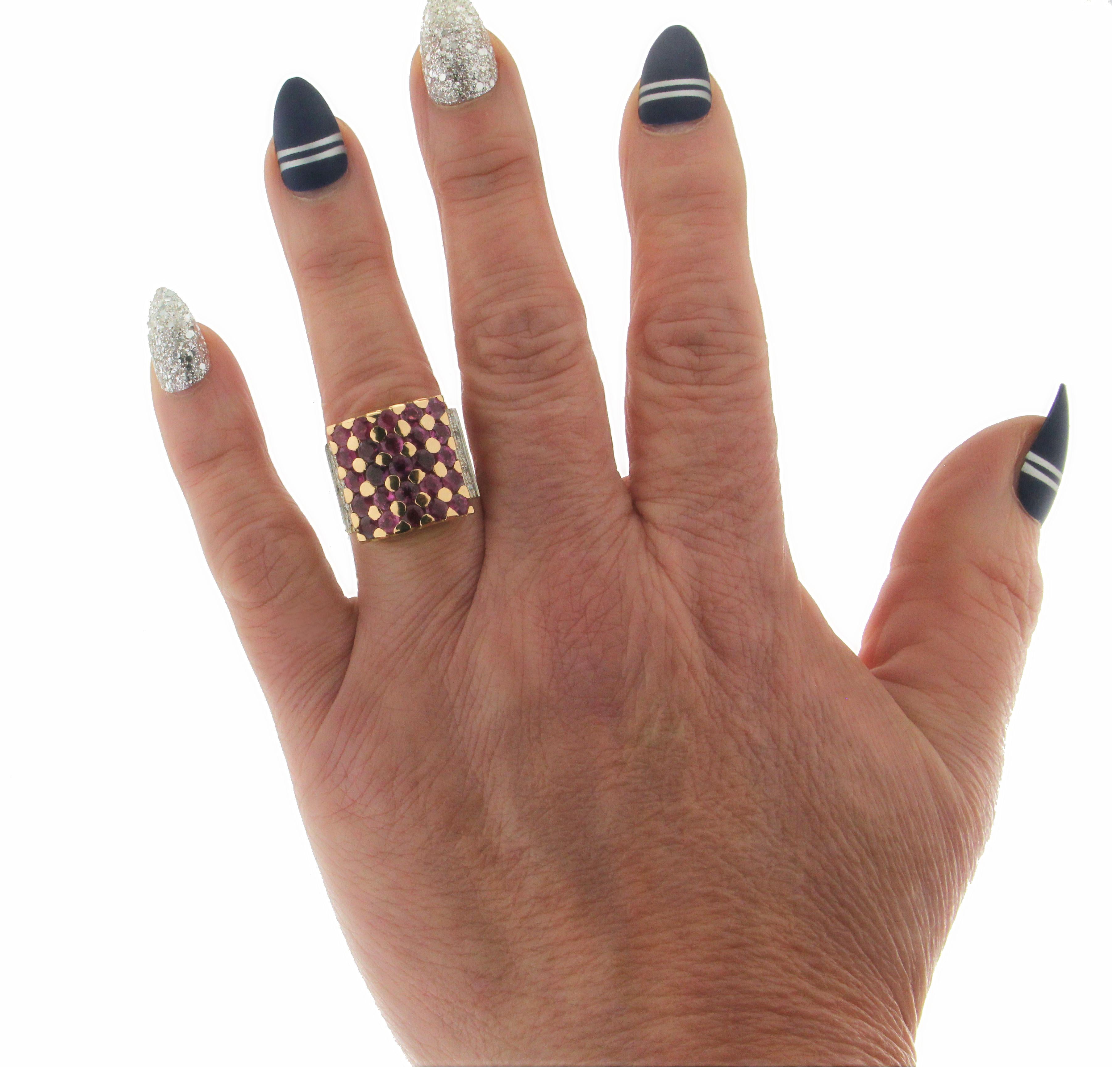 Handcraft Ruby 18 Karat Yellow and White Gold Diamonds Cocktail Ring In New Condition For Sale In Marcianise, IT