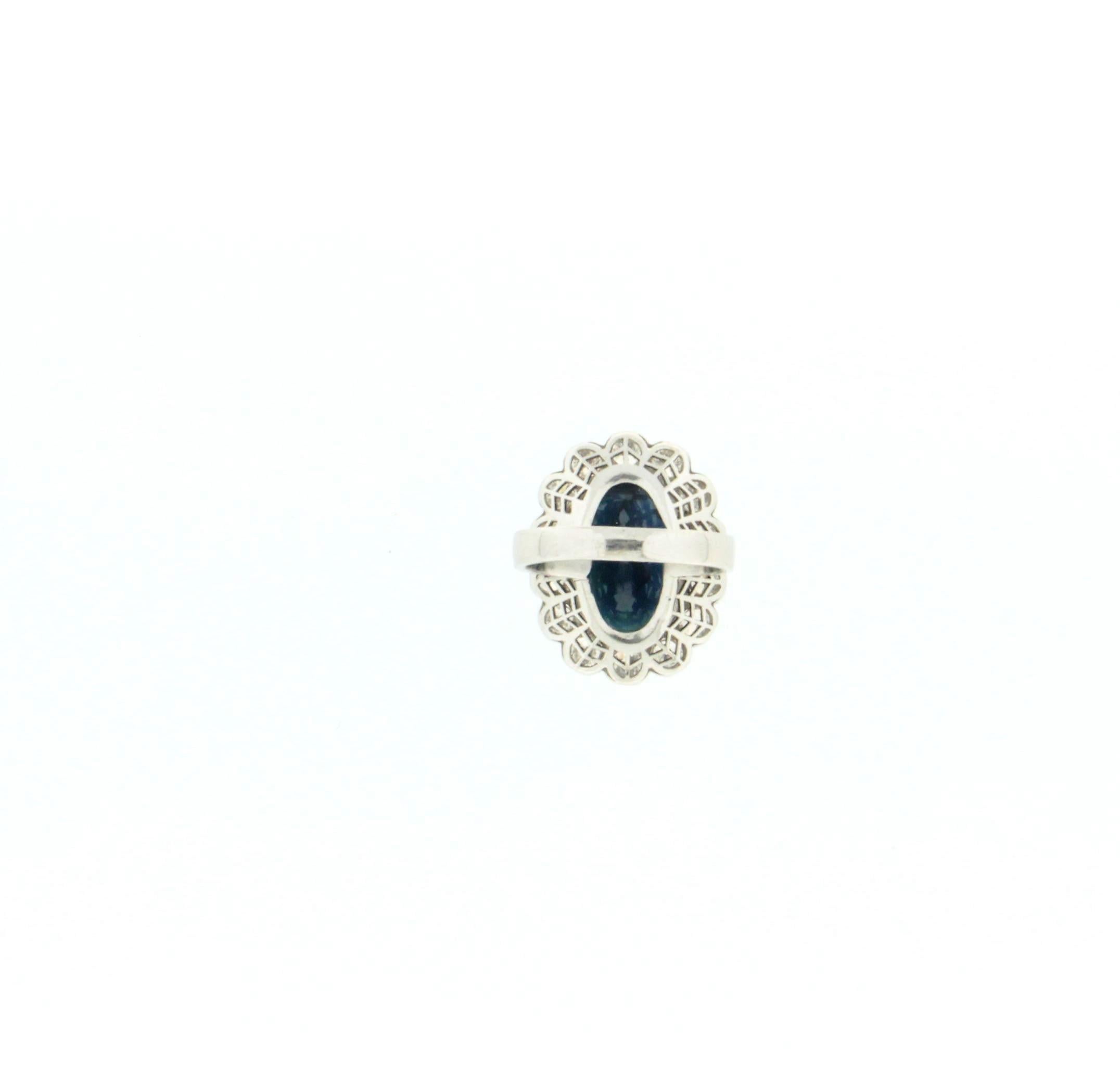Handcraft Sapphire 18 Karat White Gold Diamonds Cocktail Ring For Sale 2