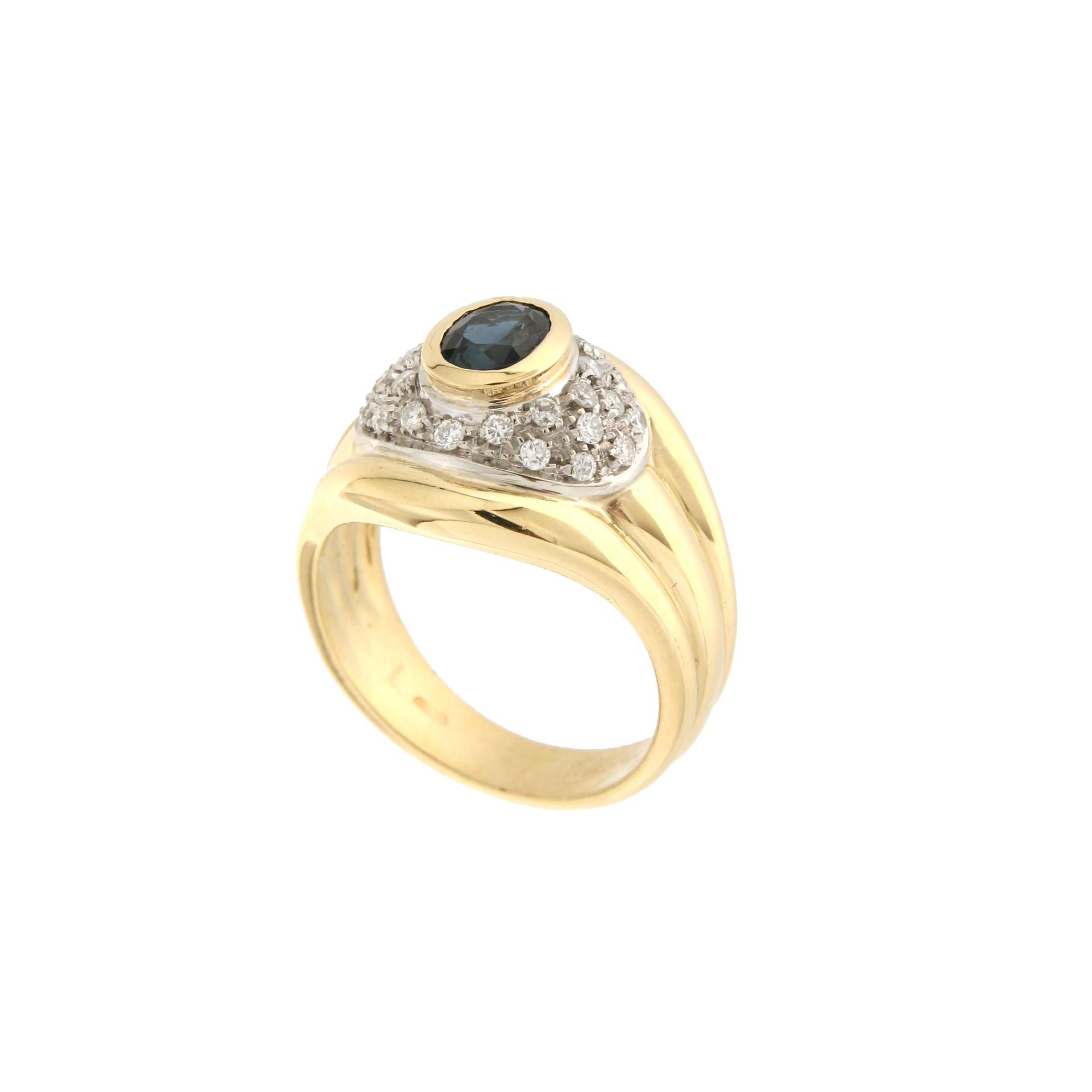 Handgefertigter Saphir 18 Karat Gelbgold Diamanten Cocktail-Ring im Zustand „Neu“ im Angebot in Marcianise, IT