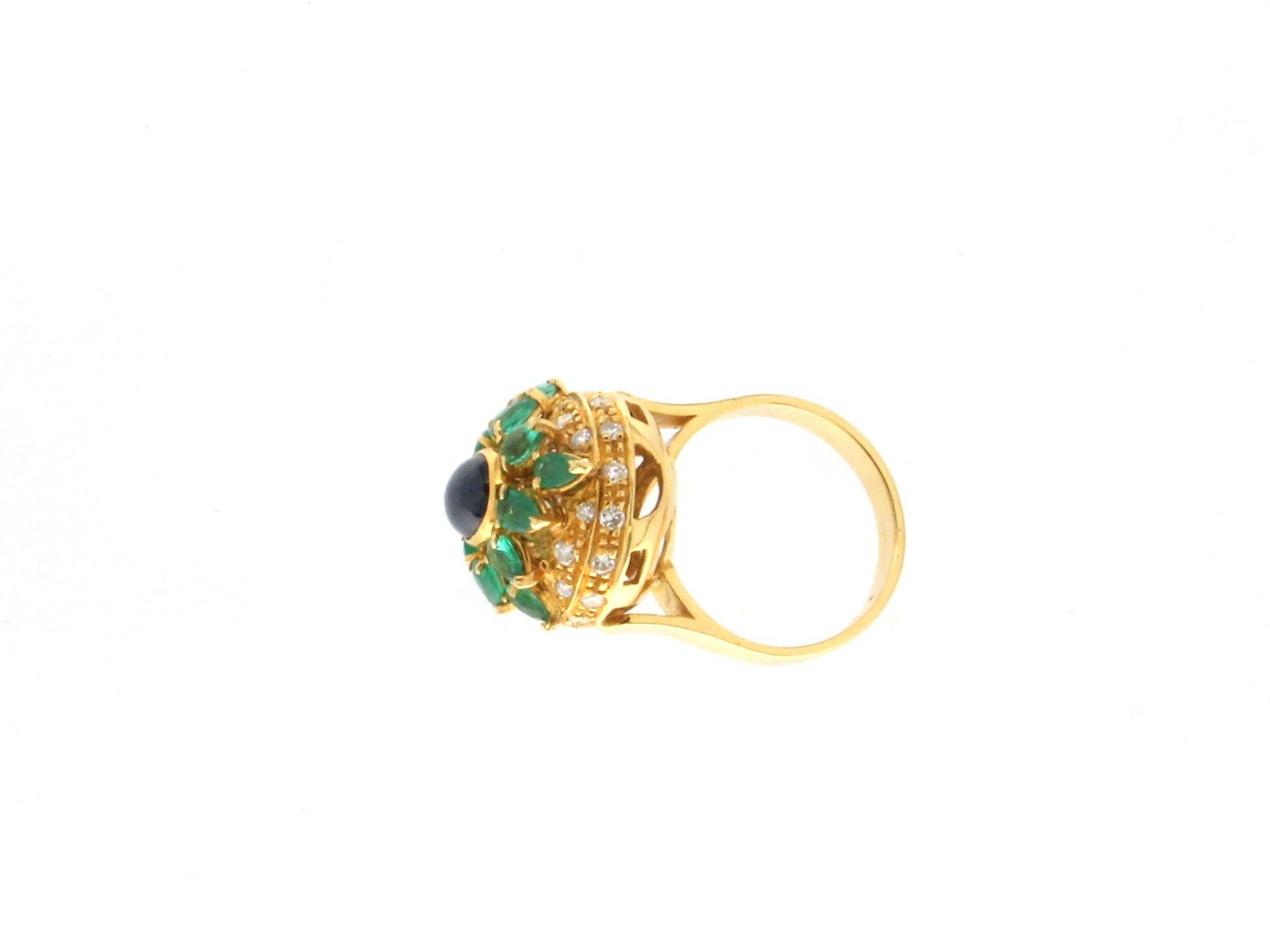 Artisan Handcraft Sapphire 18 Karat Yellow Gold Emeralds Diamonds Cocktail Ring For Sale