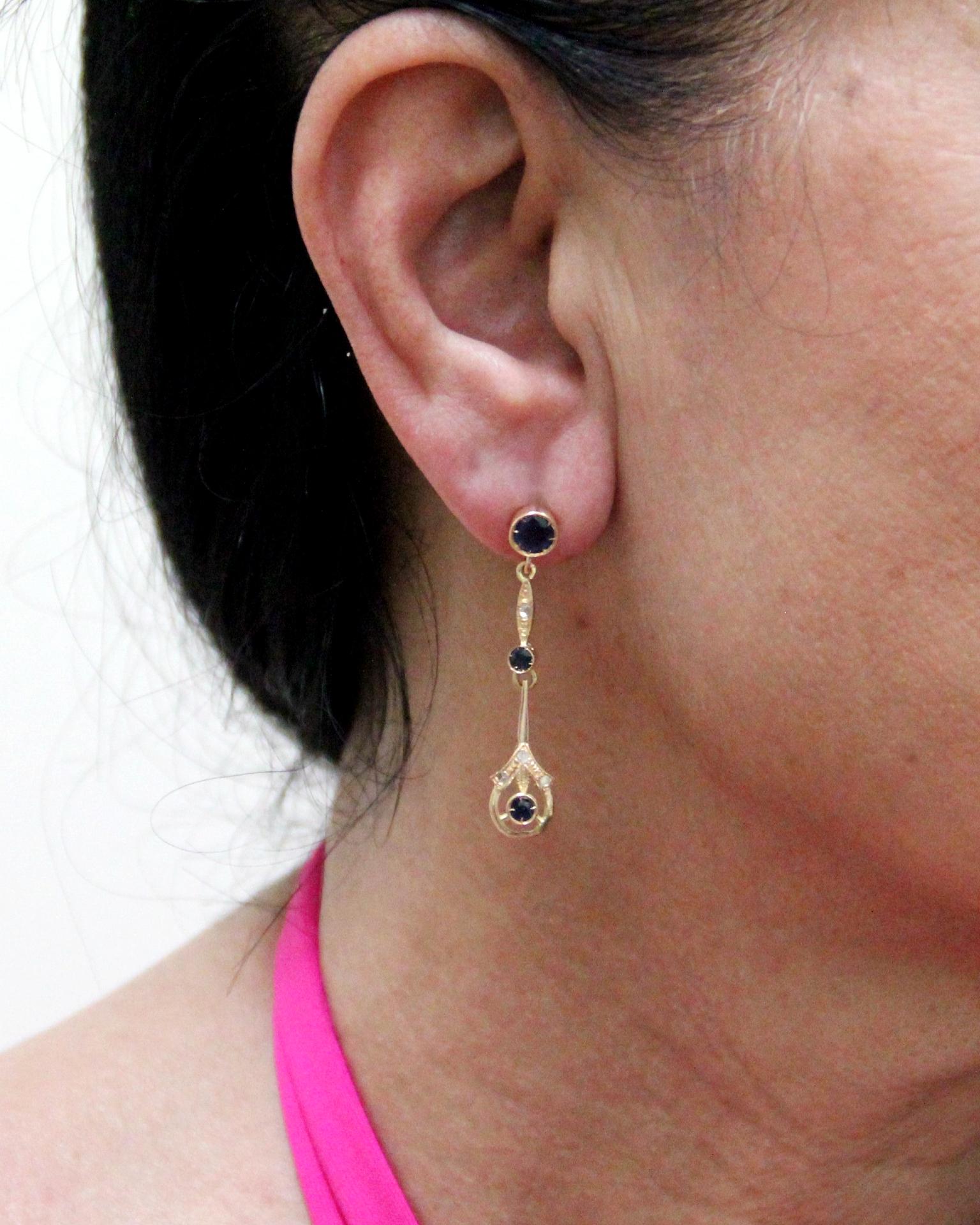 Boucles d'oreilles en goutte artisanales en or jaune 14 carats avec saphirs et diamants Unisexe en vente