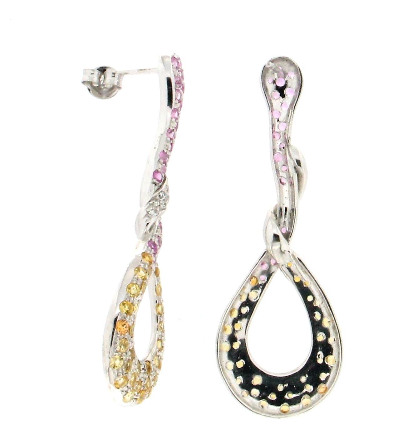 Artisan Handcraft Sapphires 18 Karat White Gold Diamonds Drop Earrings For Sale