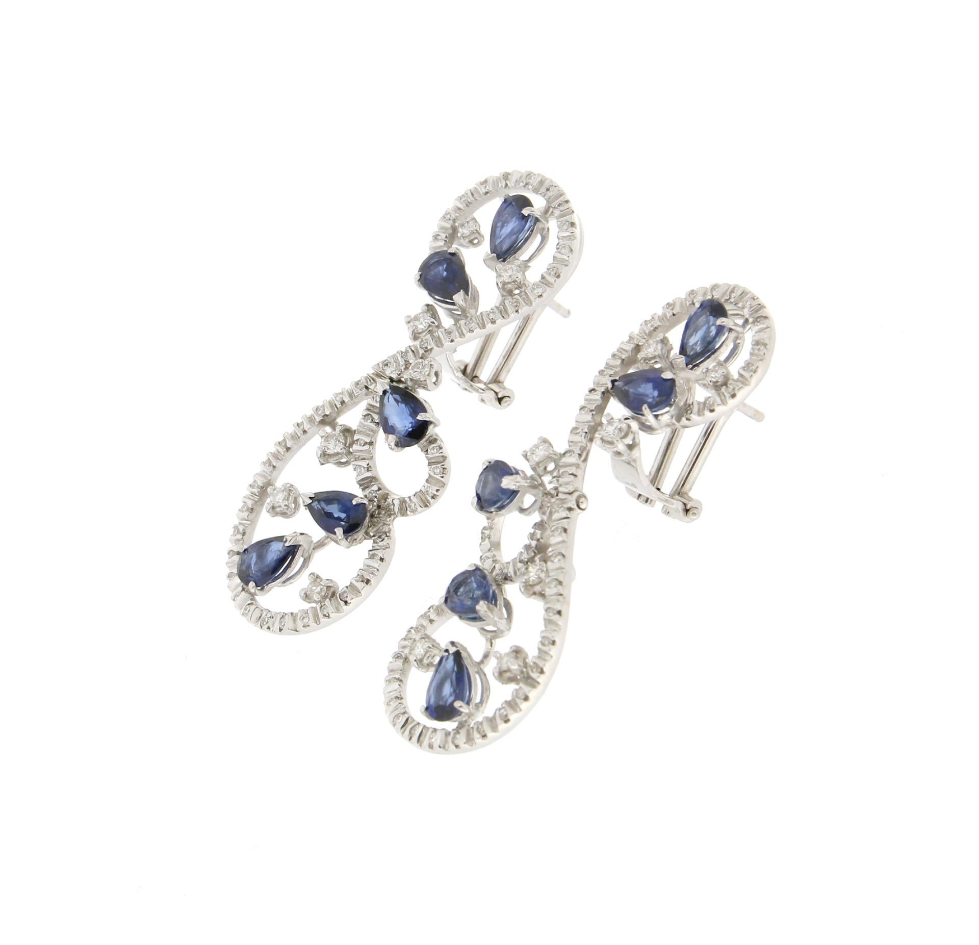 Artisan Handcraft Sapphires 18 Karat White Gold Diamonds Stud Earrings