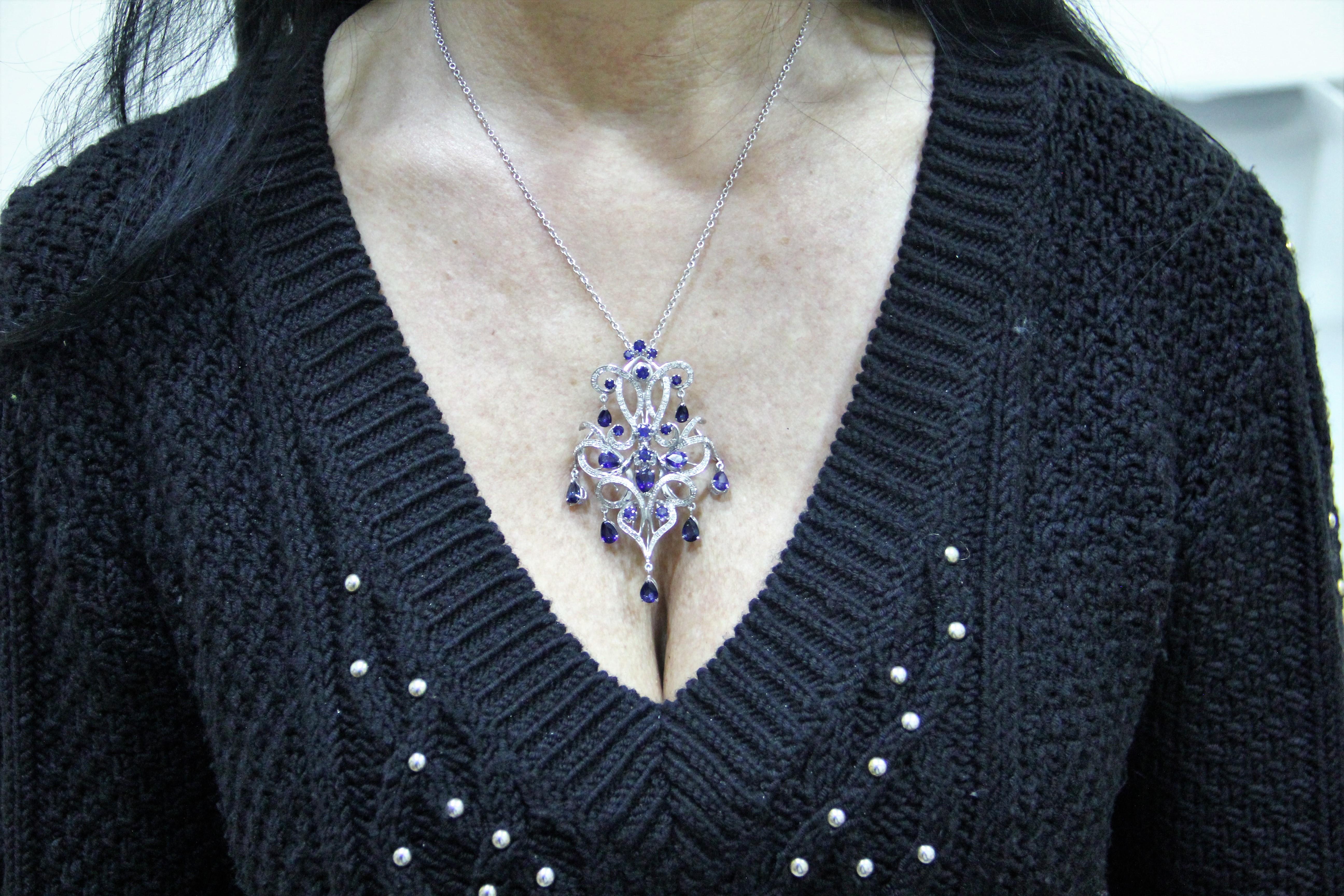 Handcraft Sapphires Drops 18 Karat White Gold Diamonds Pendant Necklace In New Condition For Sale In Marcianise, IT