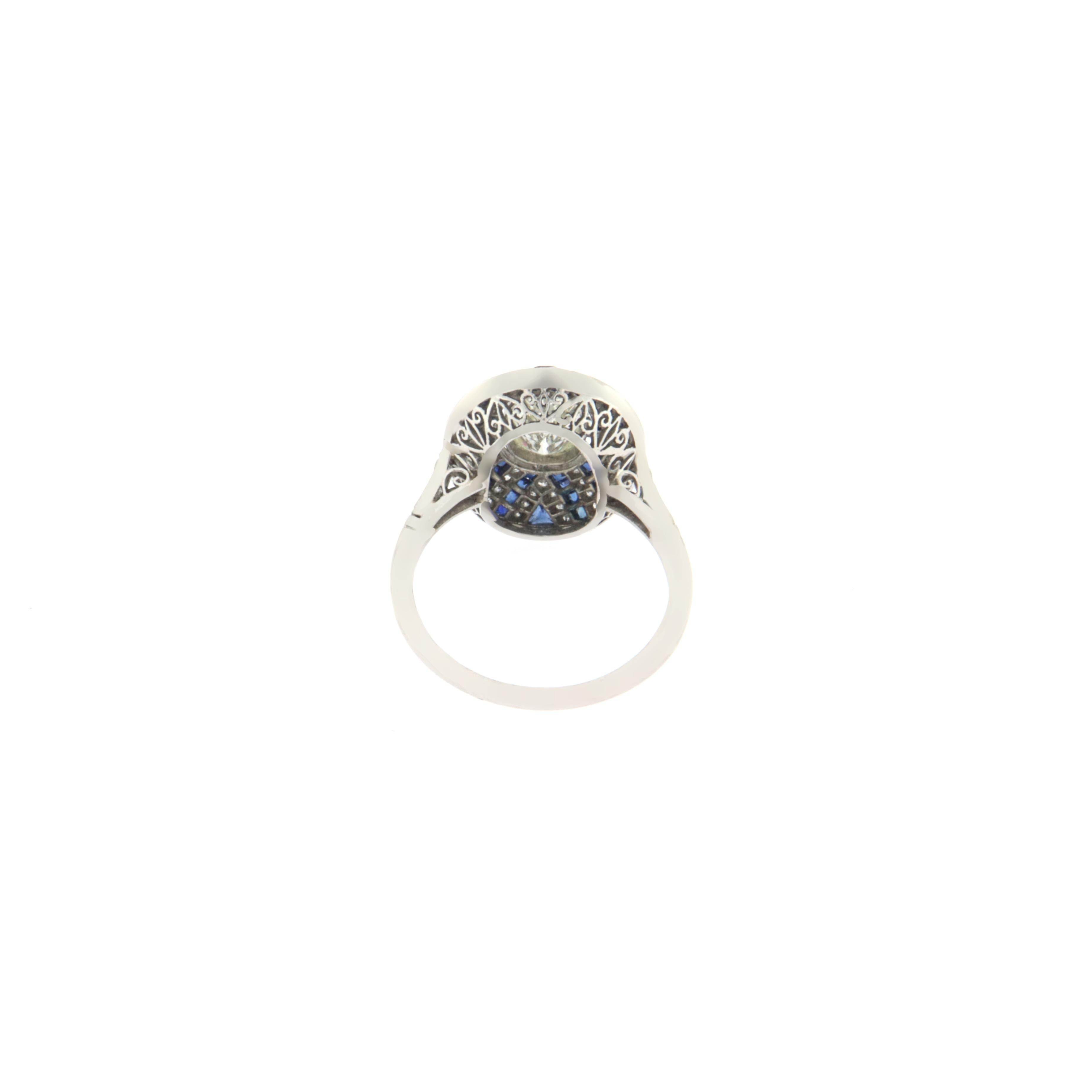 Women's Handcraft Sapphires Platinum Diamonds Cocktail Ring For Sale