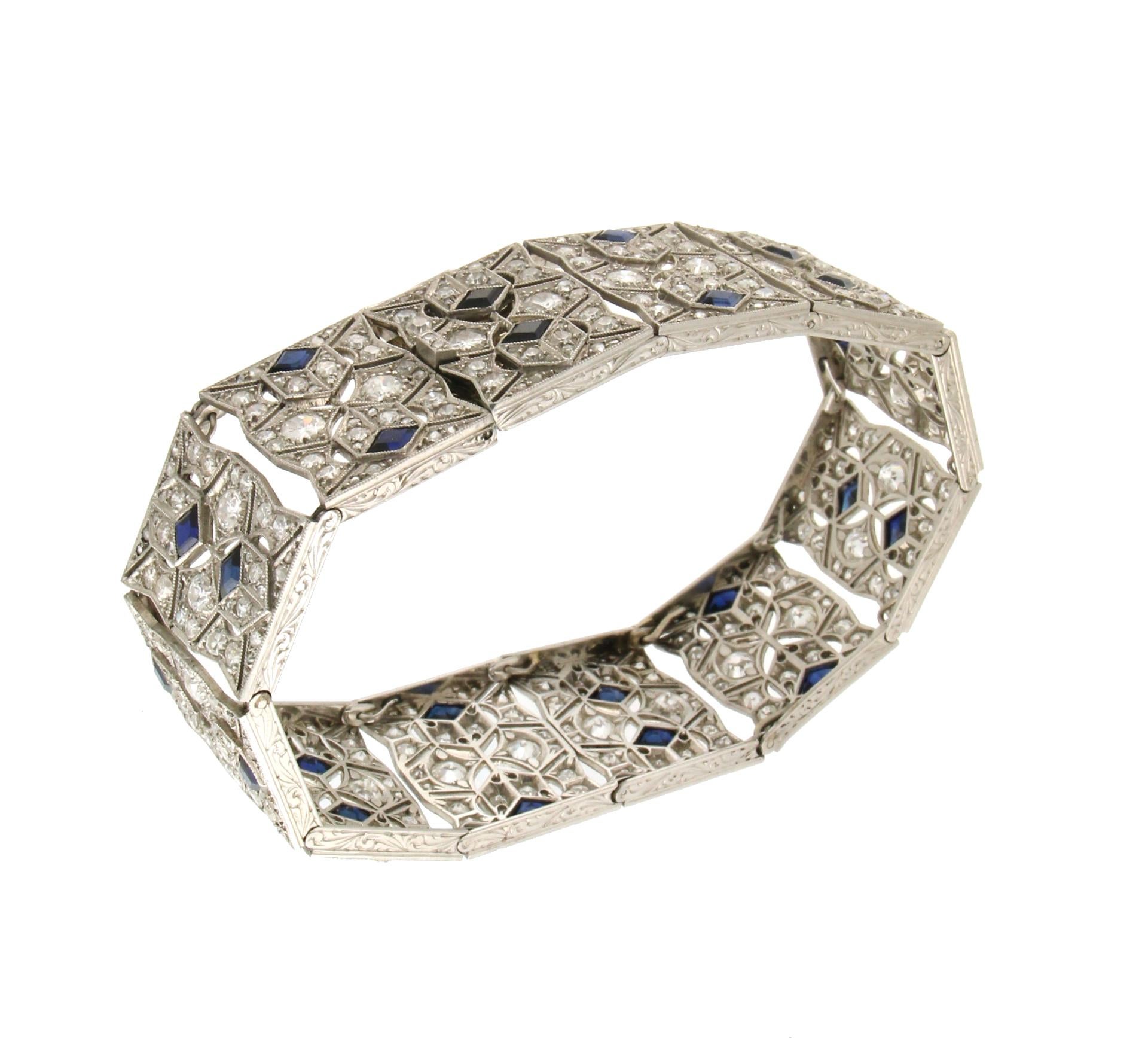 Handcraft Sapphires Platinum Diamonds Cuff Bracelet In New Condition In Marcianise, IT