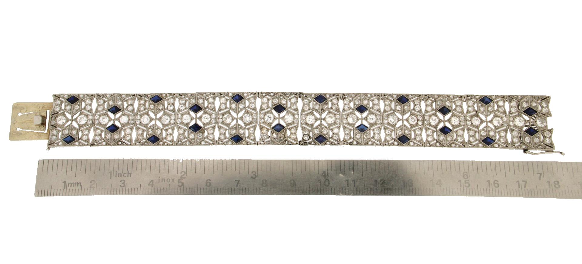 Women's or Men's Handcraft Sapphires Platinum Diamonds Cuff Bracelet