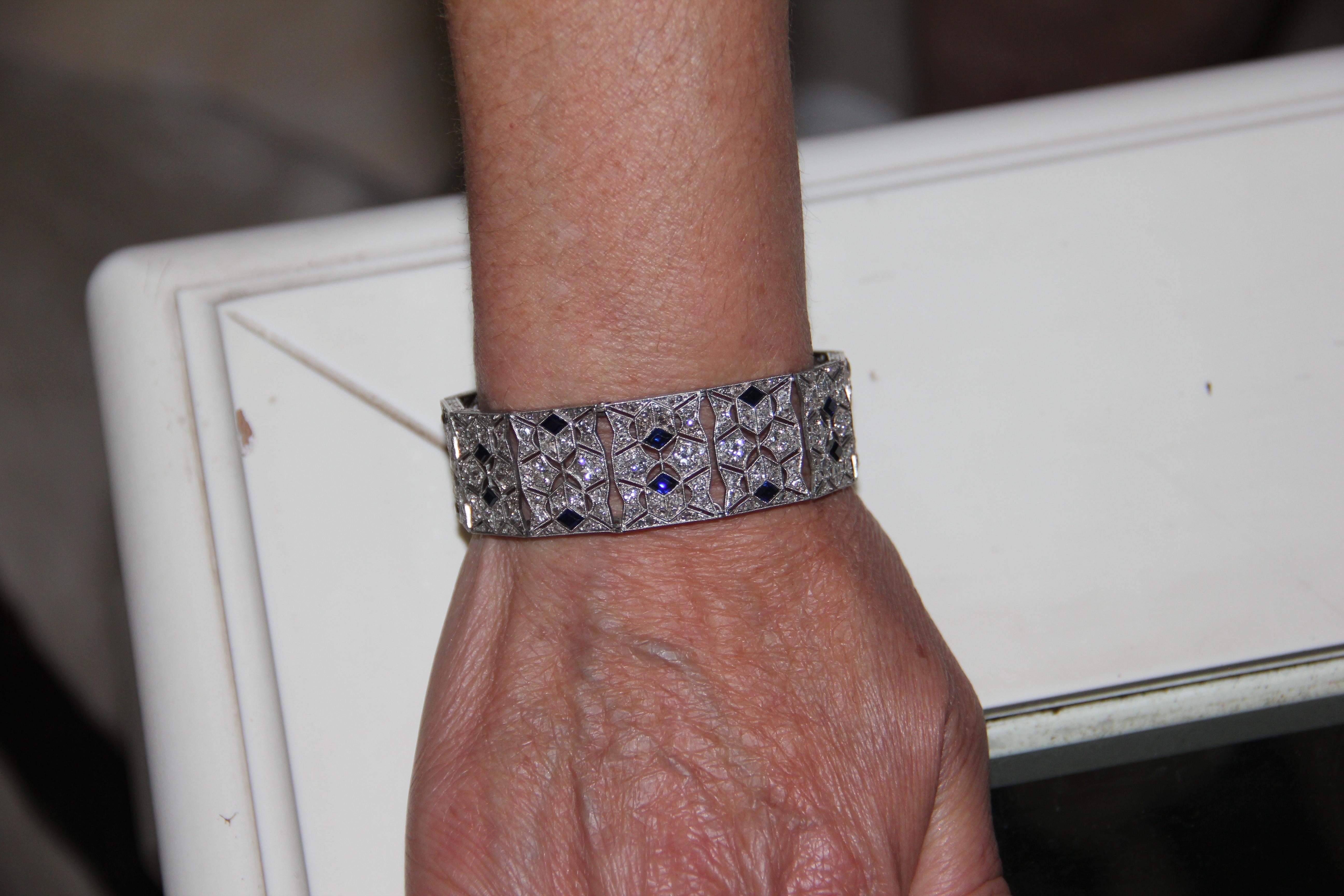 Handcraft Sapphires Platinum Diamonds Cuff Bracelet 2