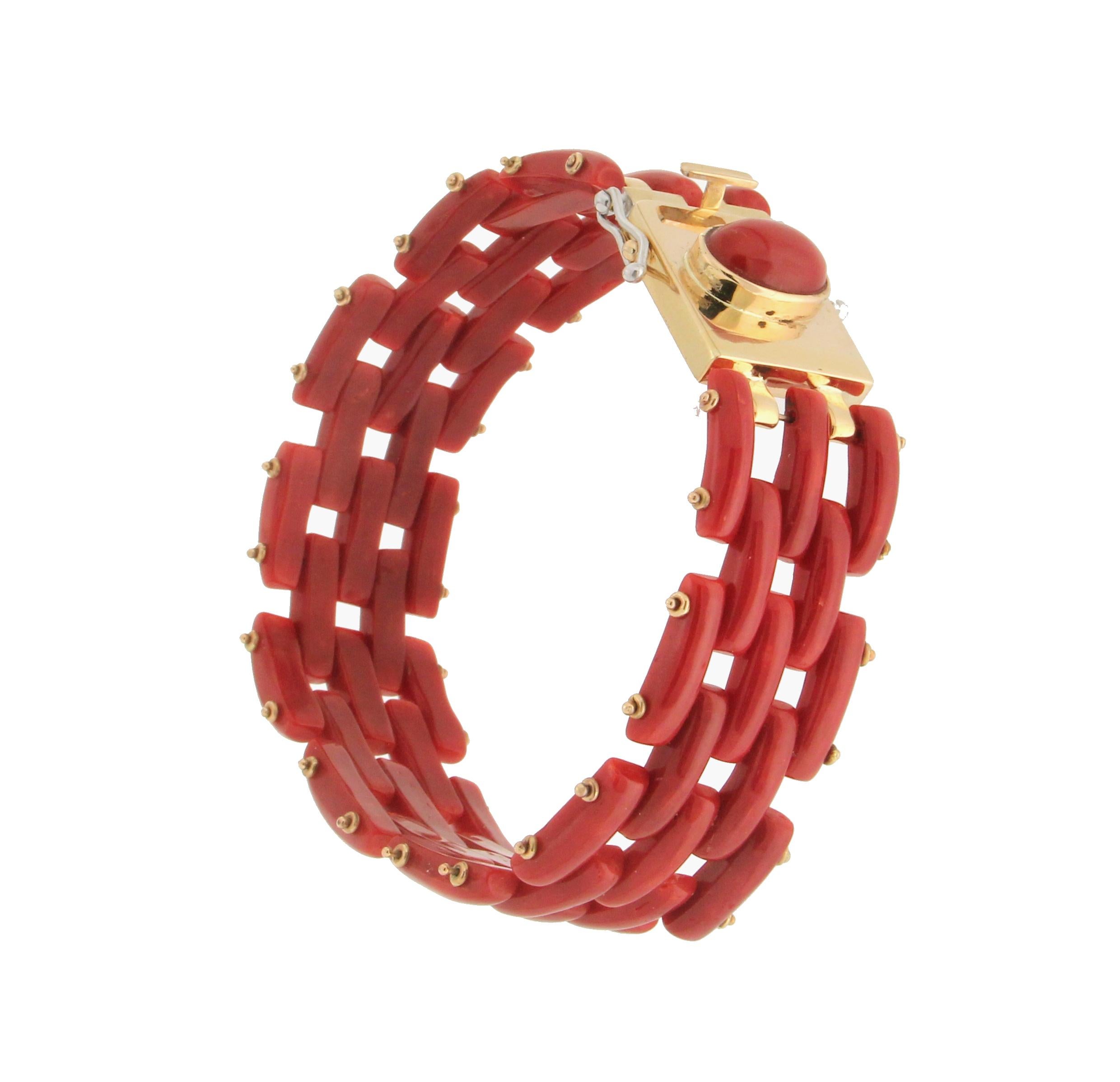 Handcraft Sardinian Coral 18 Karat Yellow and White Gold Cuff Bracelet For Sale 1