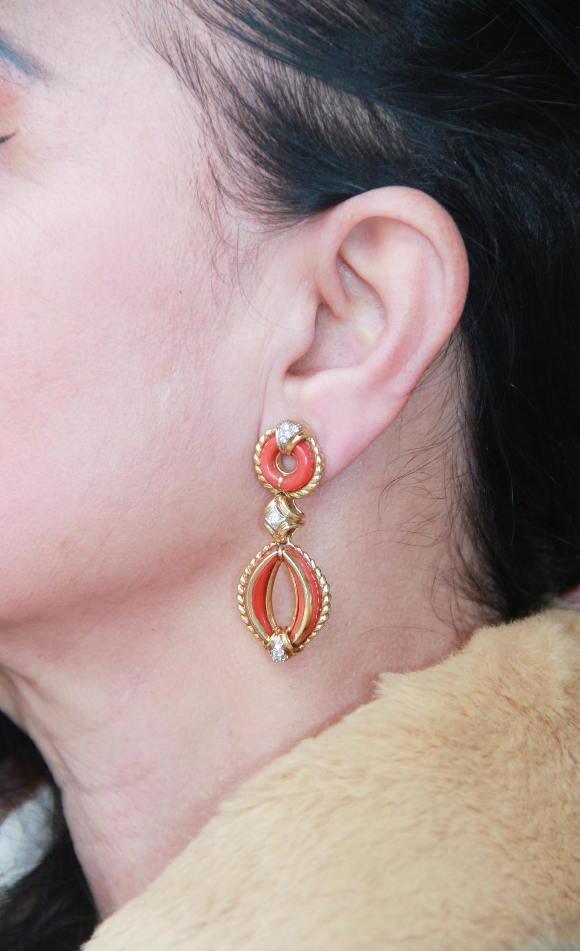 Handcraft Sardinian Coral 18 Karat Yellow Gold Clip-On Earrings For Sale 3