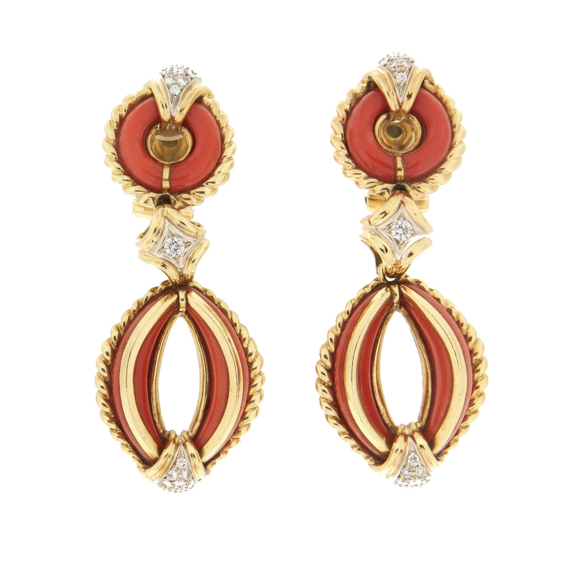 Brilliant Cut Handcraft Sardinian Coral 18 Karat Yellow Gold Clip-On Earrings For Sale