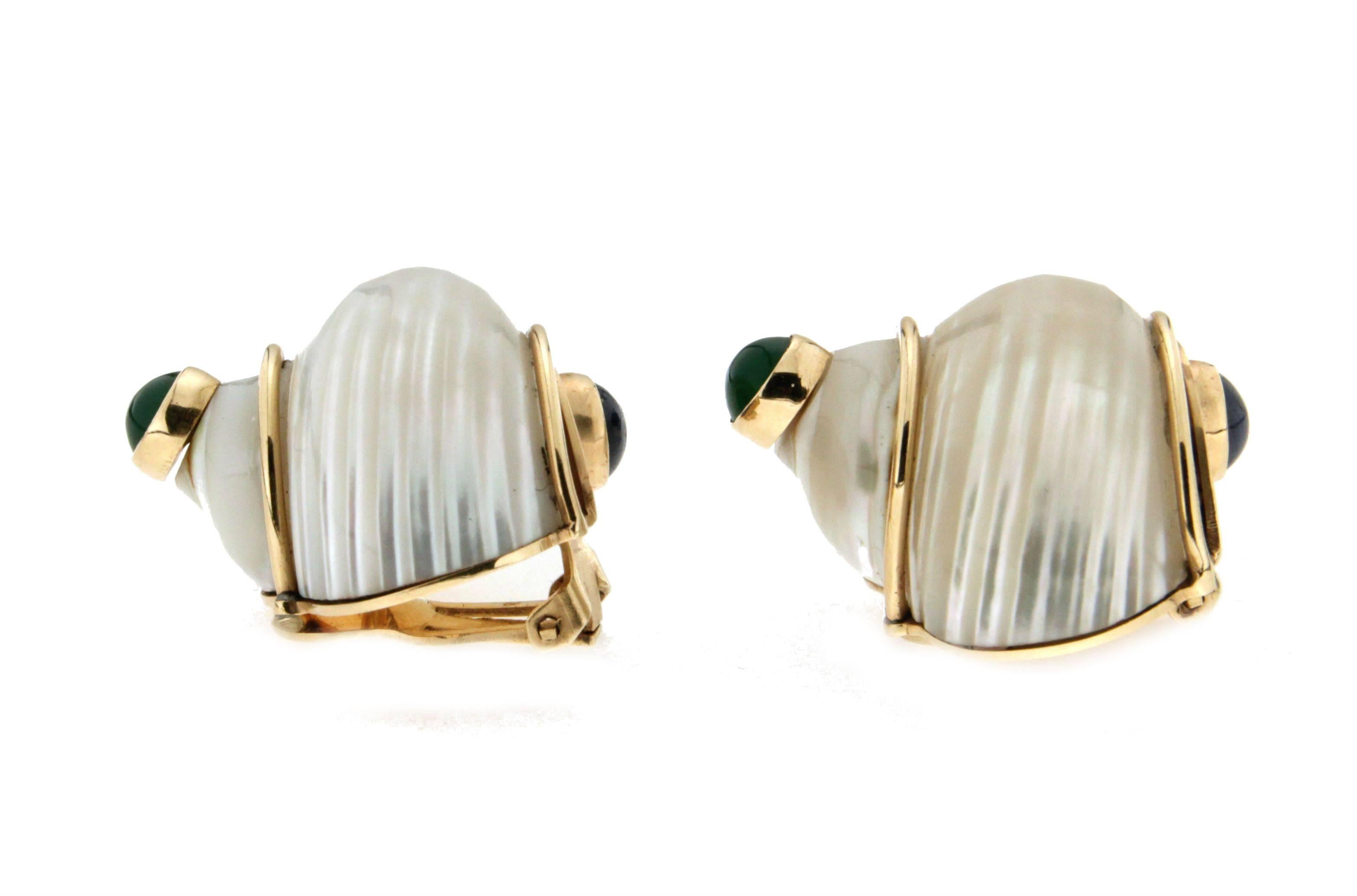 Women's or Men's Handcraft Shell 14 Karat Yellow Gold Emerald Seaman Schepps Clip-On Earrings