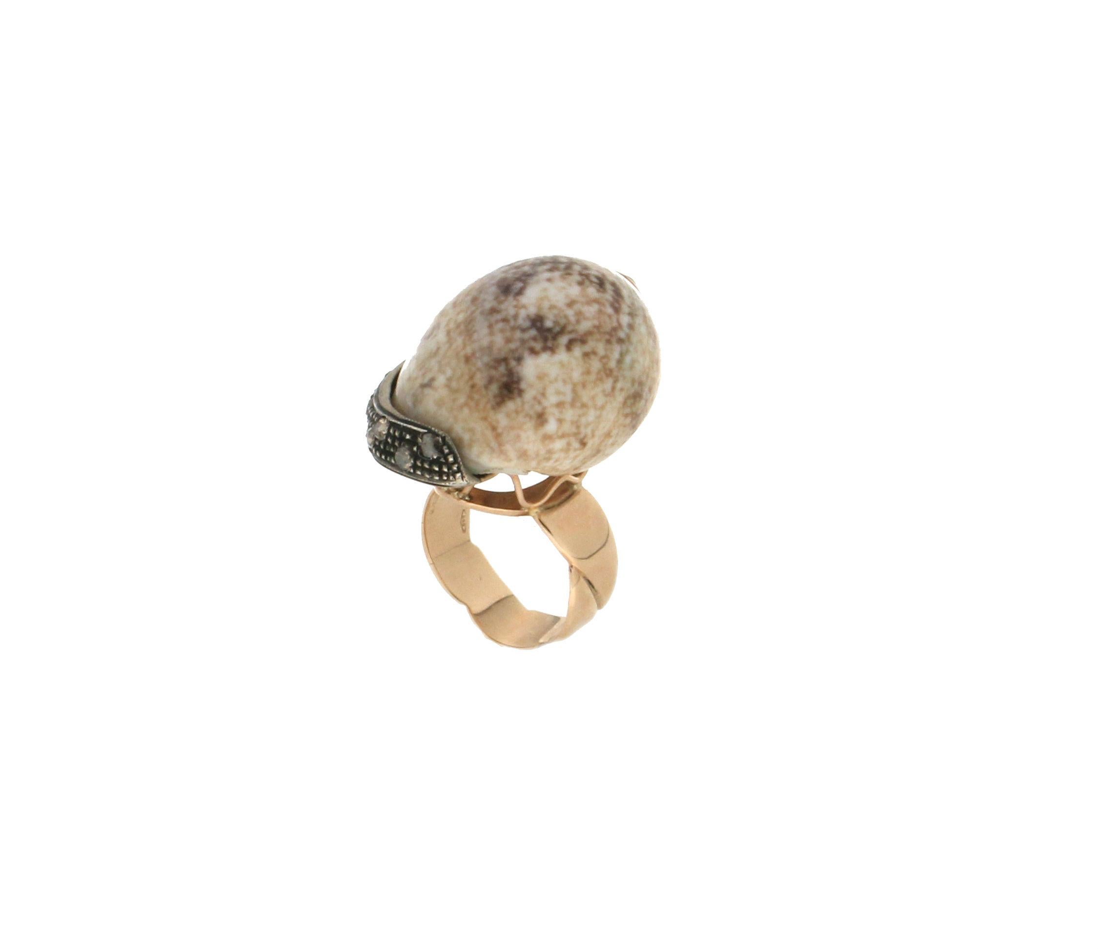 Handcraft Shell 14 Karat Yellow Gold Rose Cut Diamonds Cocktail Ring For Sale 2