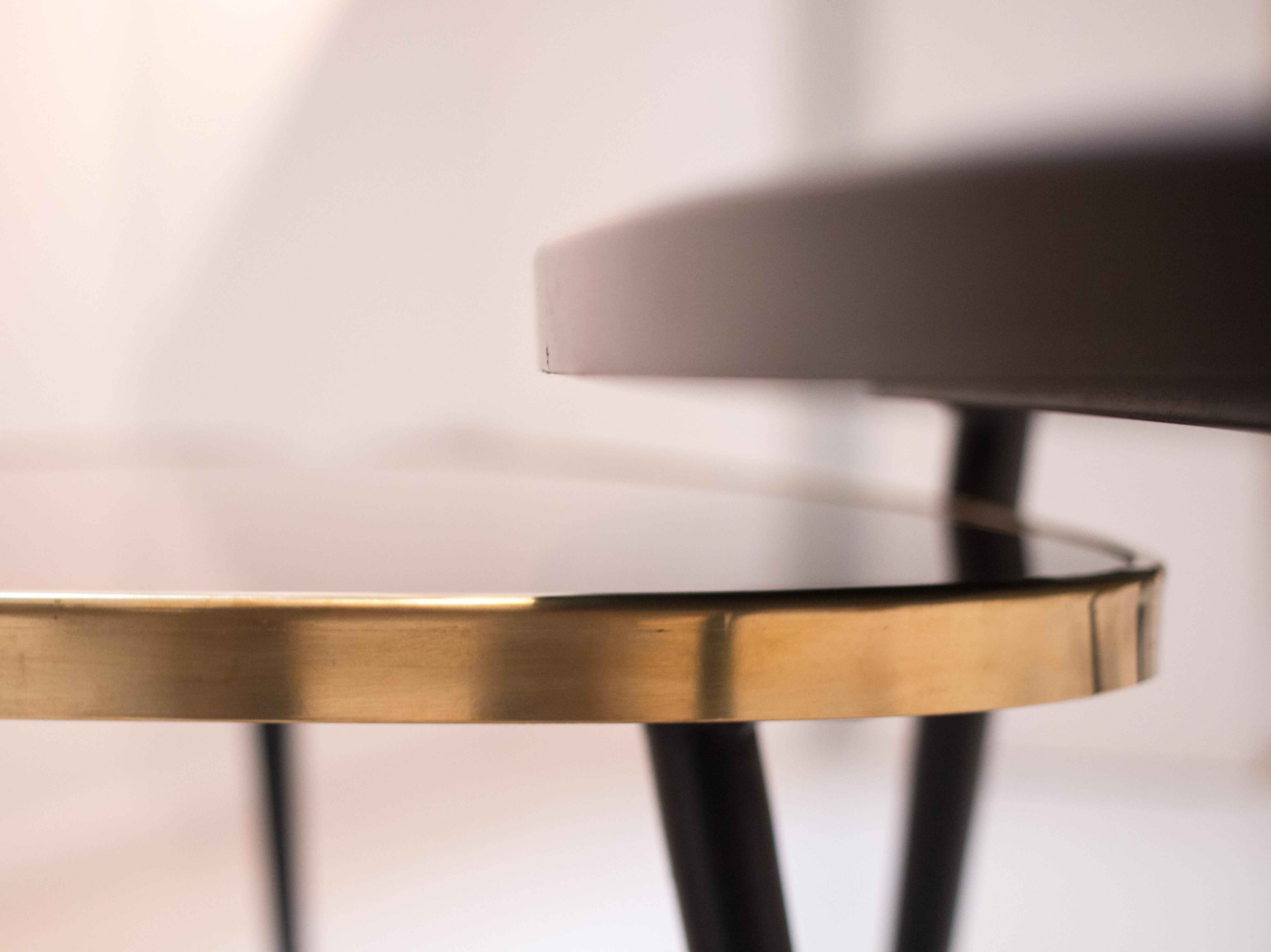 Table d'appoint artisanale en acier de forme organique avec contour 5 couleurs et petit plateau de 2 hauteurs en vente 4