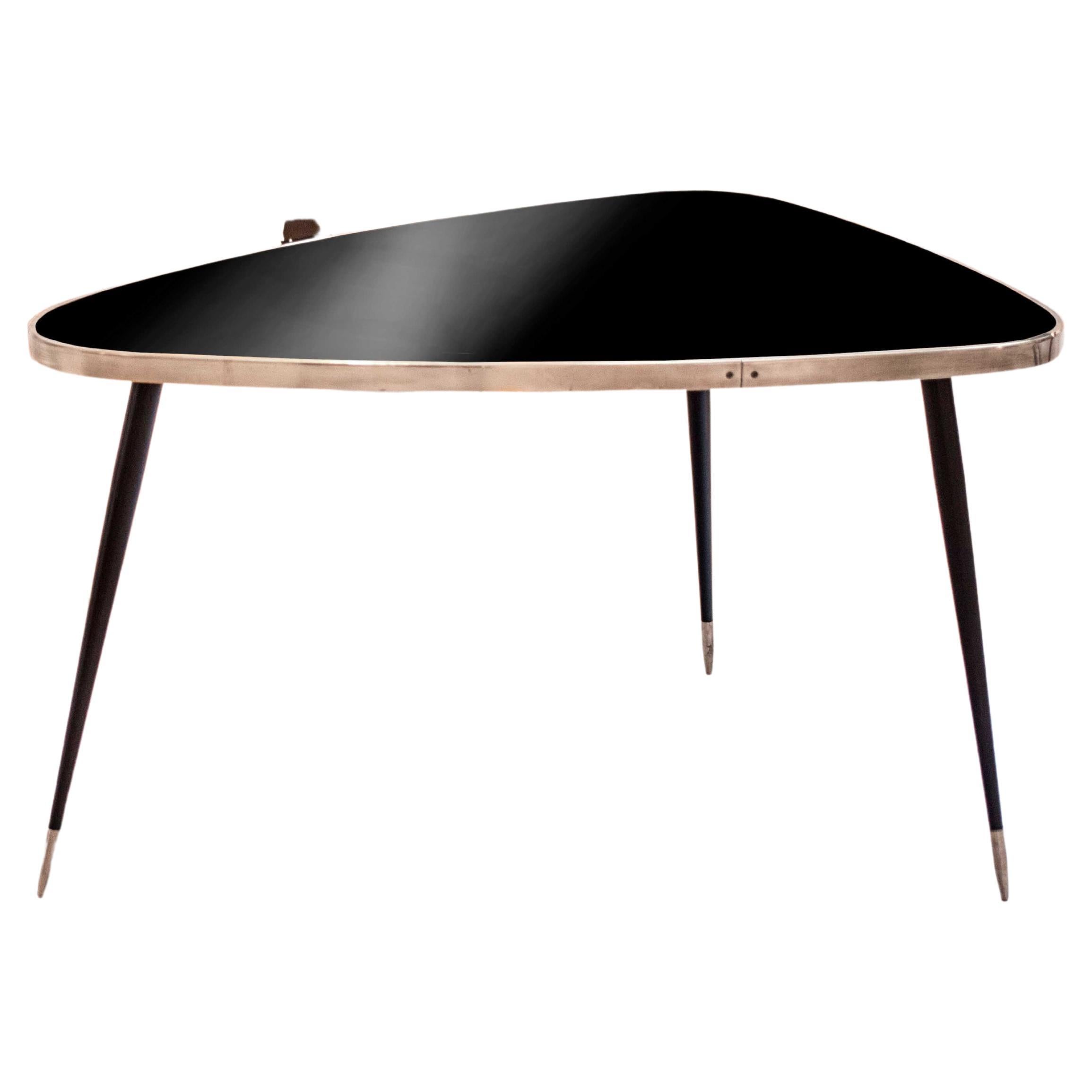 Table d'appoint artisanale en acier de forme organique avec contour 5 couleurs et petit plateau de 2 hauteurs en vente