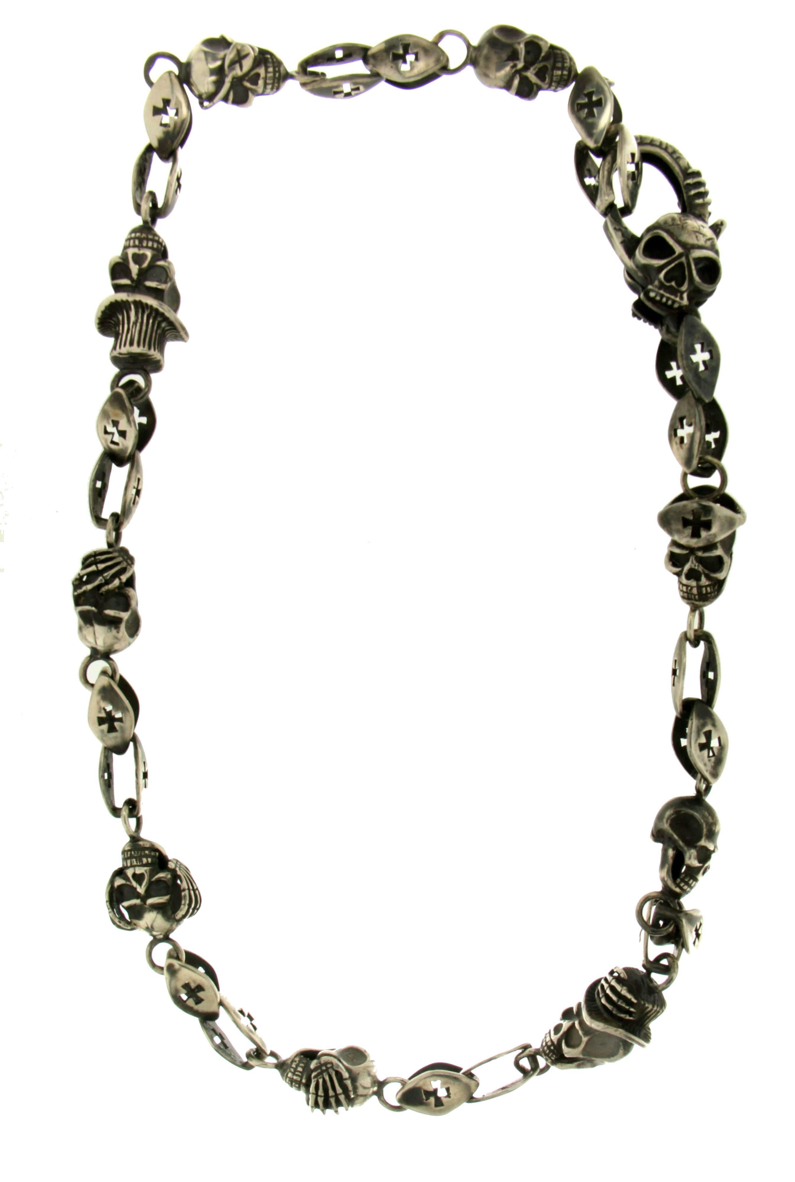 skull link necklace