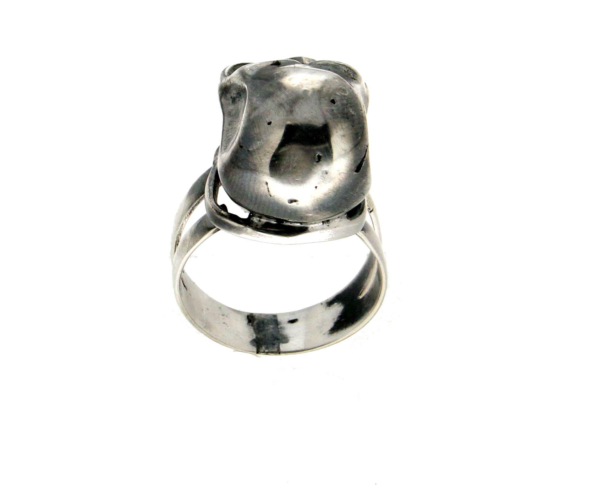 Women's or Men's Handcraft Skull 800 thousandths  Silver Cocktail Ring For Sale
