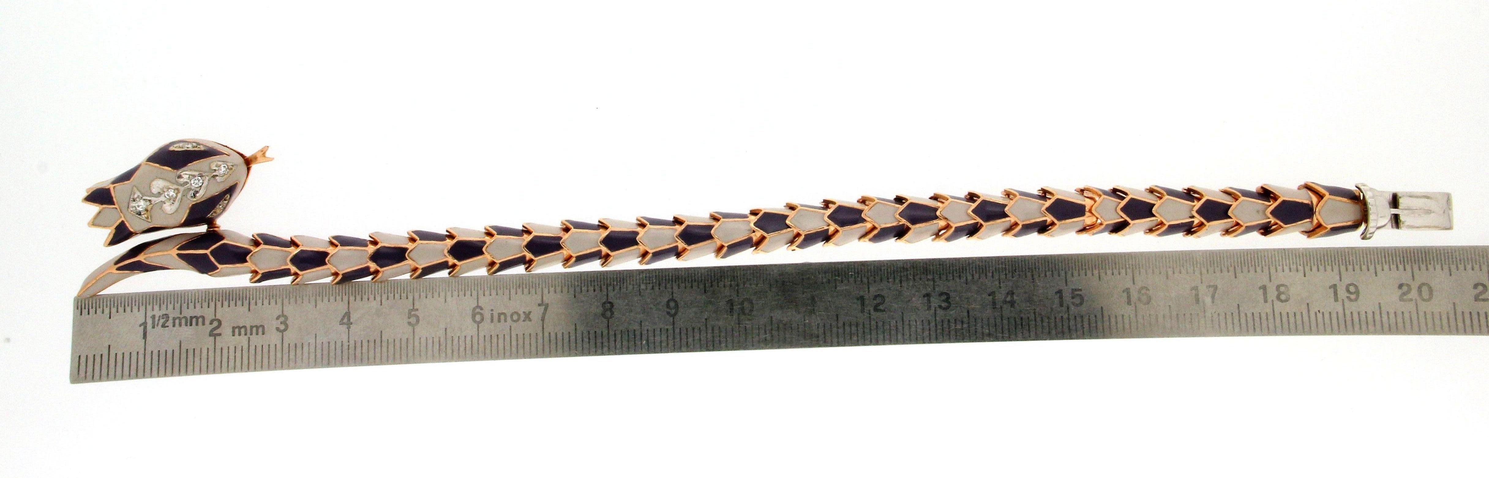 Handcraft Snake 14 Karat Yellow Gold Diamonds Cuff Bracelet In New Condition For Sale In Marcianise, IT