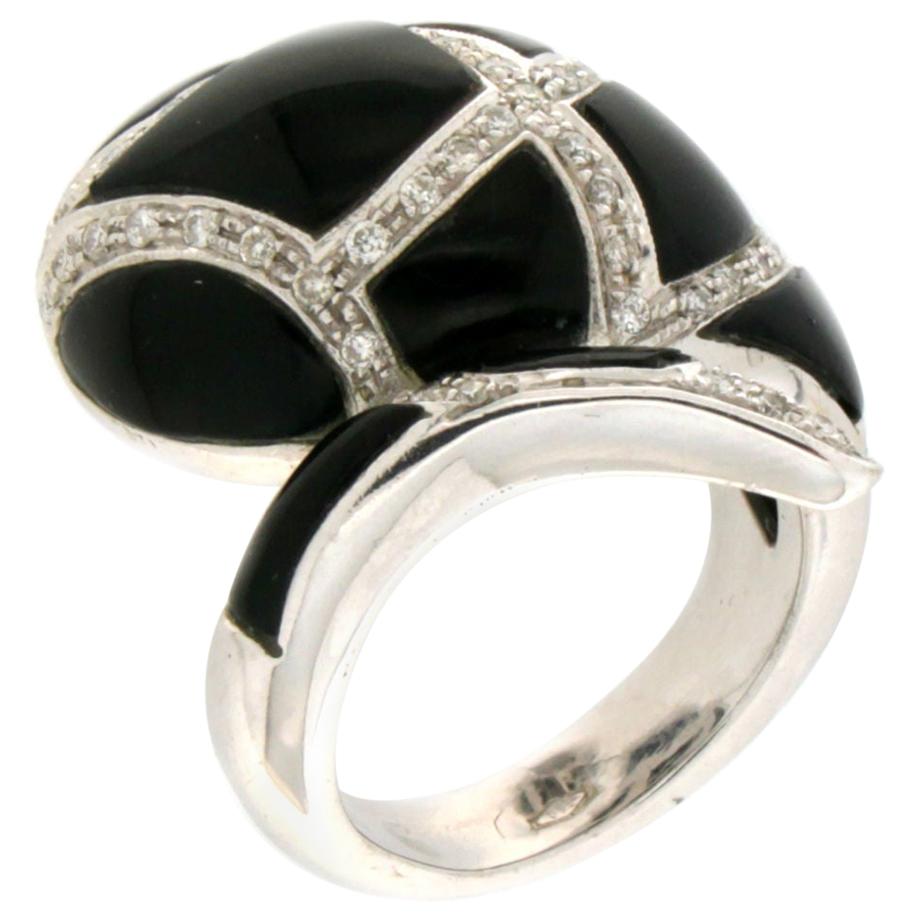 Handcraft Snake 18 Karat White Gold Diamonds and Onyx Cocktail Ring