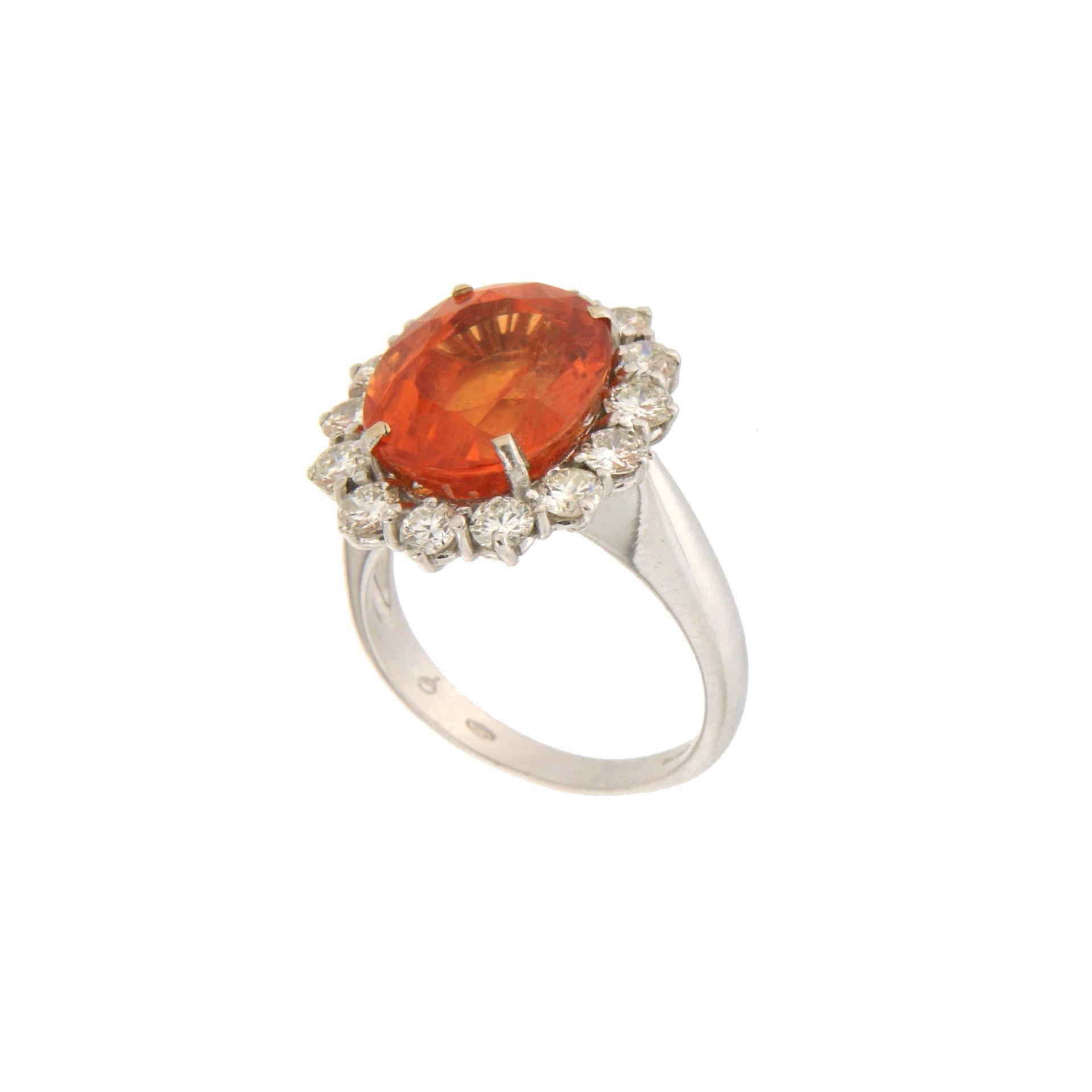 Handcraft Spessartite Garnet 18 Karat White Gold Diamonds Cocktail Ring In New Condition For Sale In Marcianise, IT