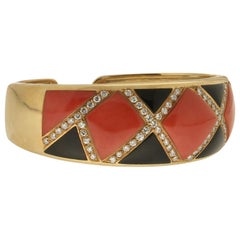 Handcraft Stefan Hafner 18 Karat Yellow Gold Diamond Onyx Coral Clamper Bracelet