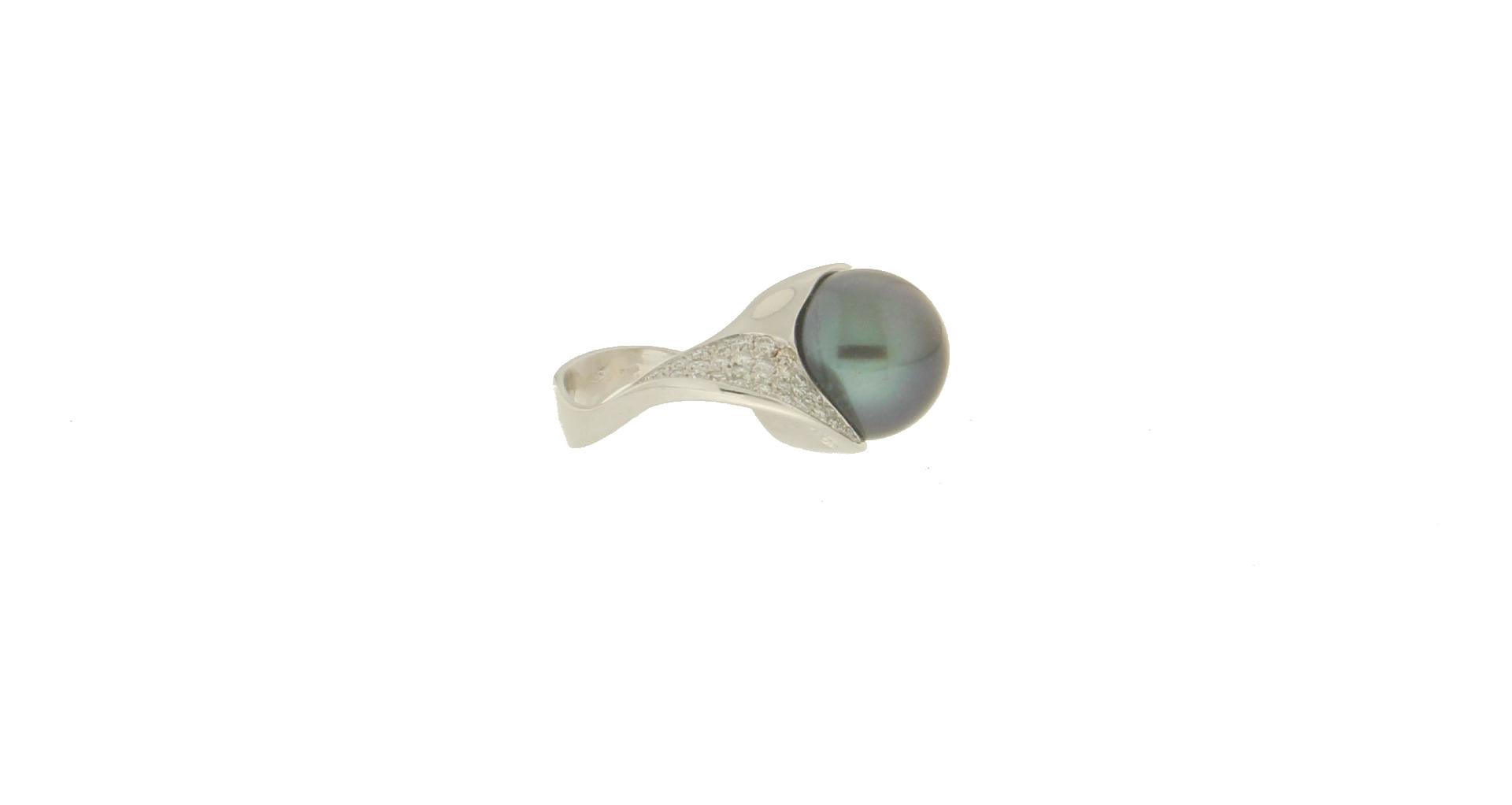 Artisan Handcraft Tahiti Pearl 18 Karat White Gold Diamonds Cocktail Ring For Sale