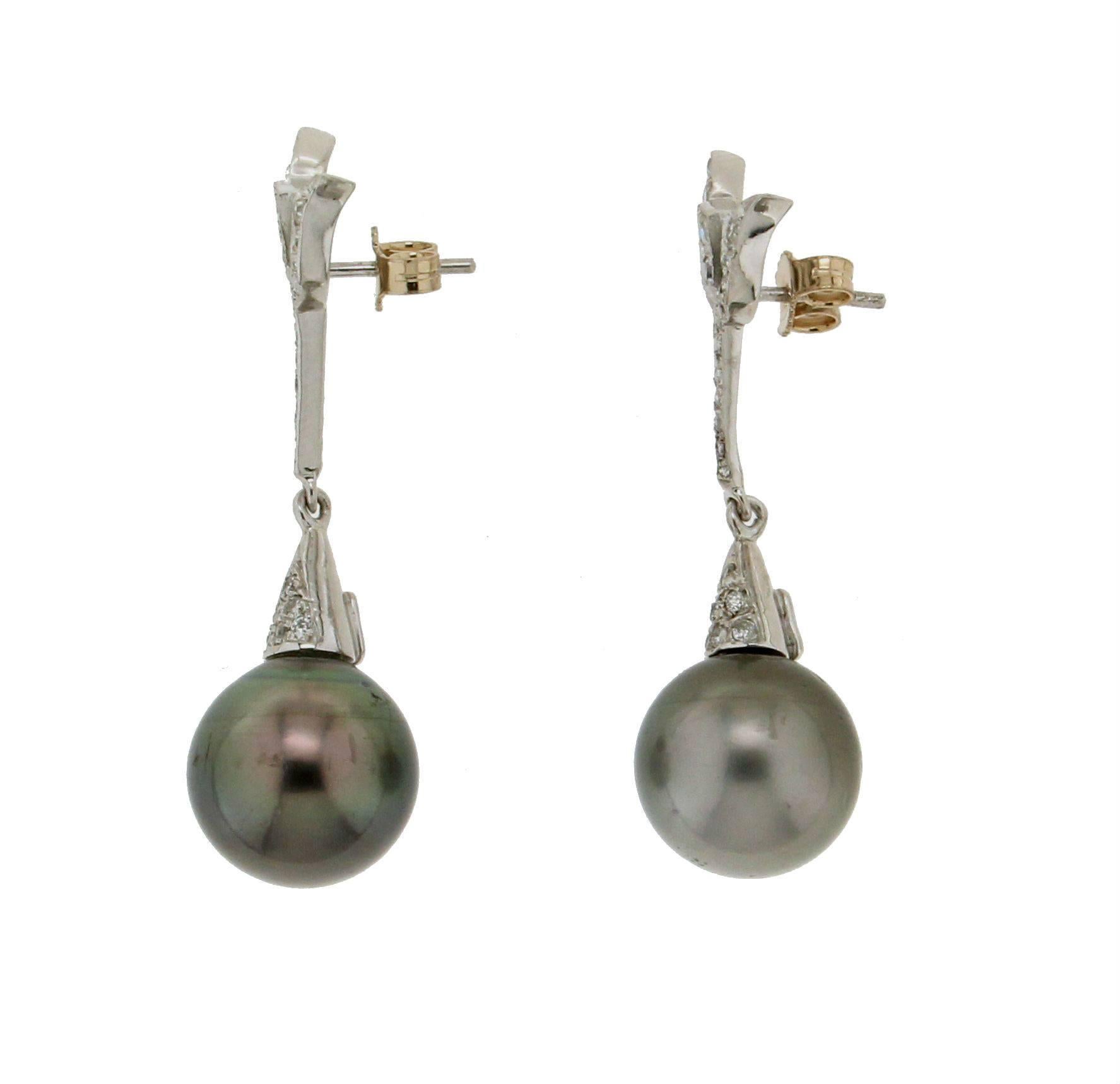 Brilliant Cut Handcraft Tahiti Pearls 18 Karat White Gold Diamonds Drop Earrings For Sale