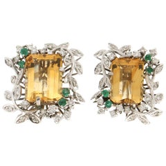 Handcraft Topaz 18 Karat White Gold Diamonds Emeralds Stud Earrings