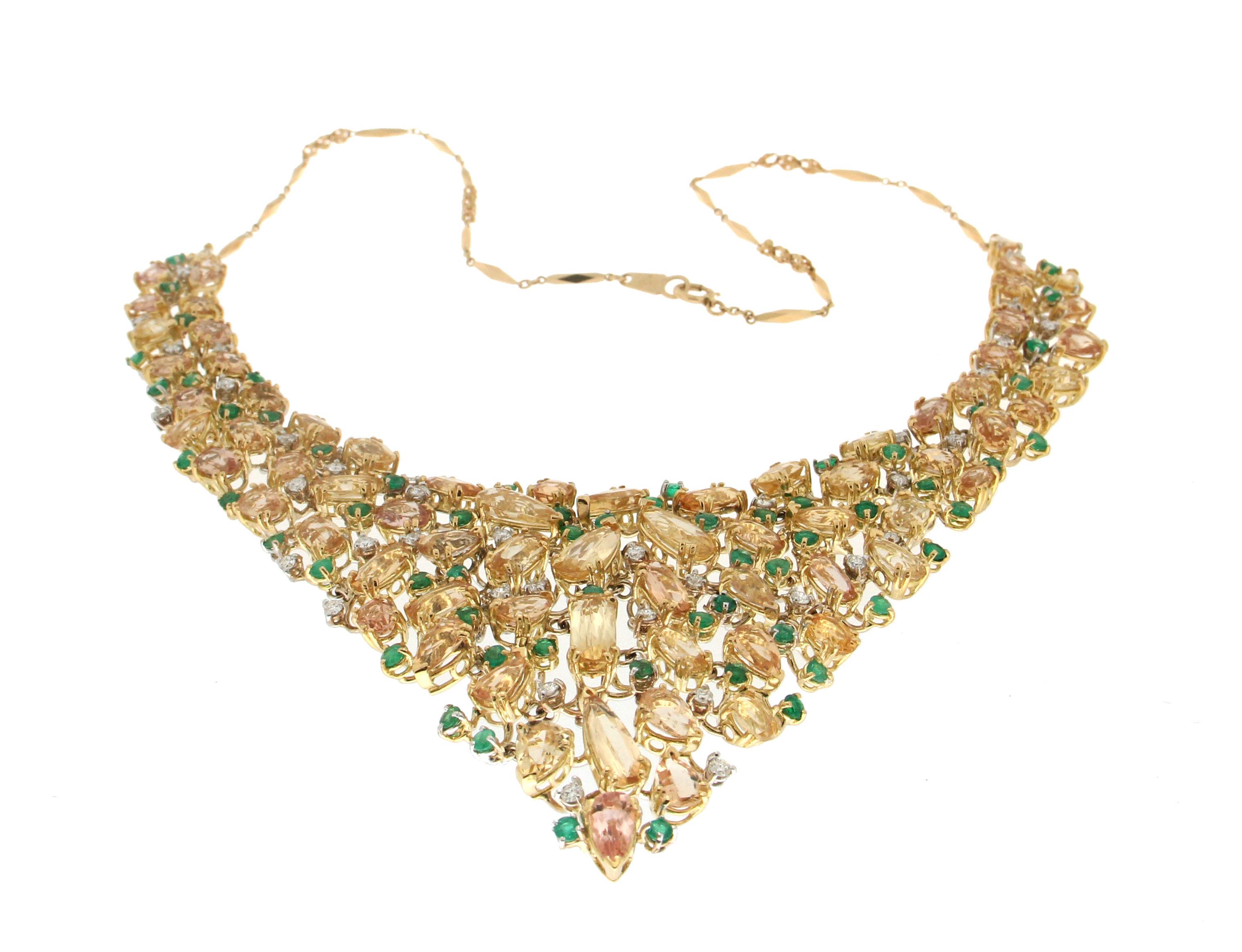 Handcraft Topaz 18 Karat Yellow Gold Diamonds Emeralds Choker Necklace In New Condition For Sale In Marcianise, IT