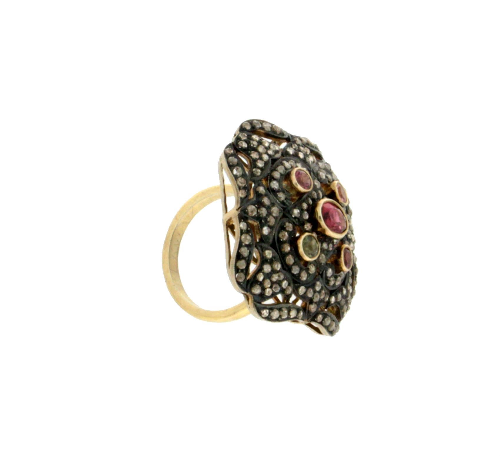 Bague cocktail artisanale en or jaune 14 carats avec tourmaline et diamants Unisexe en vente