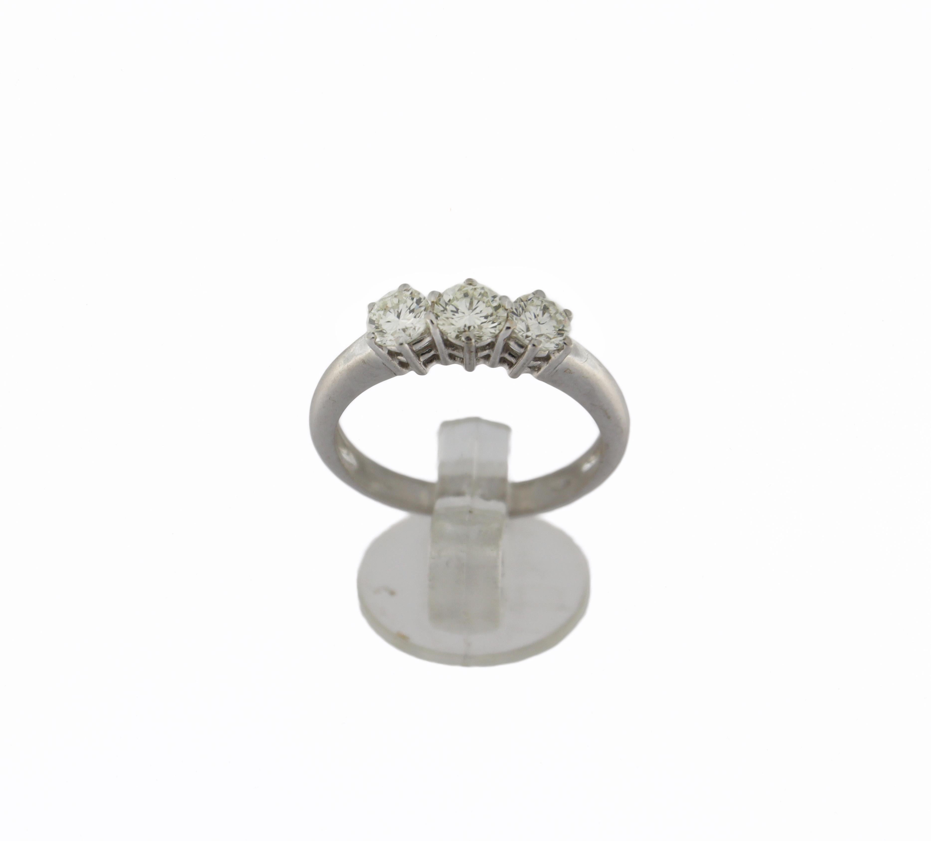 Handcraft Trilogy Diamond 18 Karat White Gold Engagement Ring For Sale 4