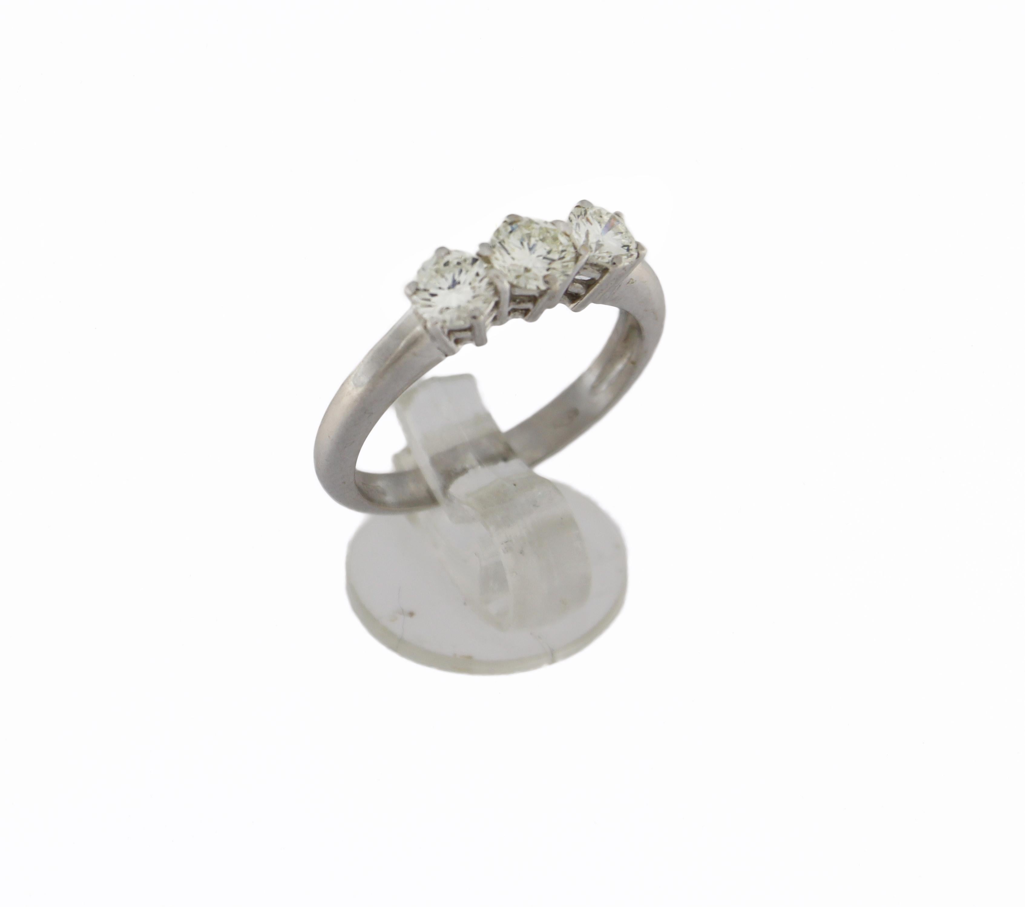 Handcraft Trilogy Diamond 18 Karat White Gold Engagement Ring For Sale 5