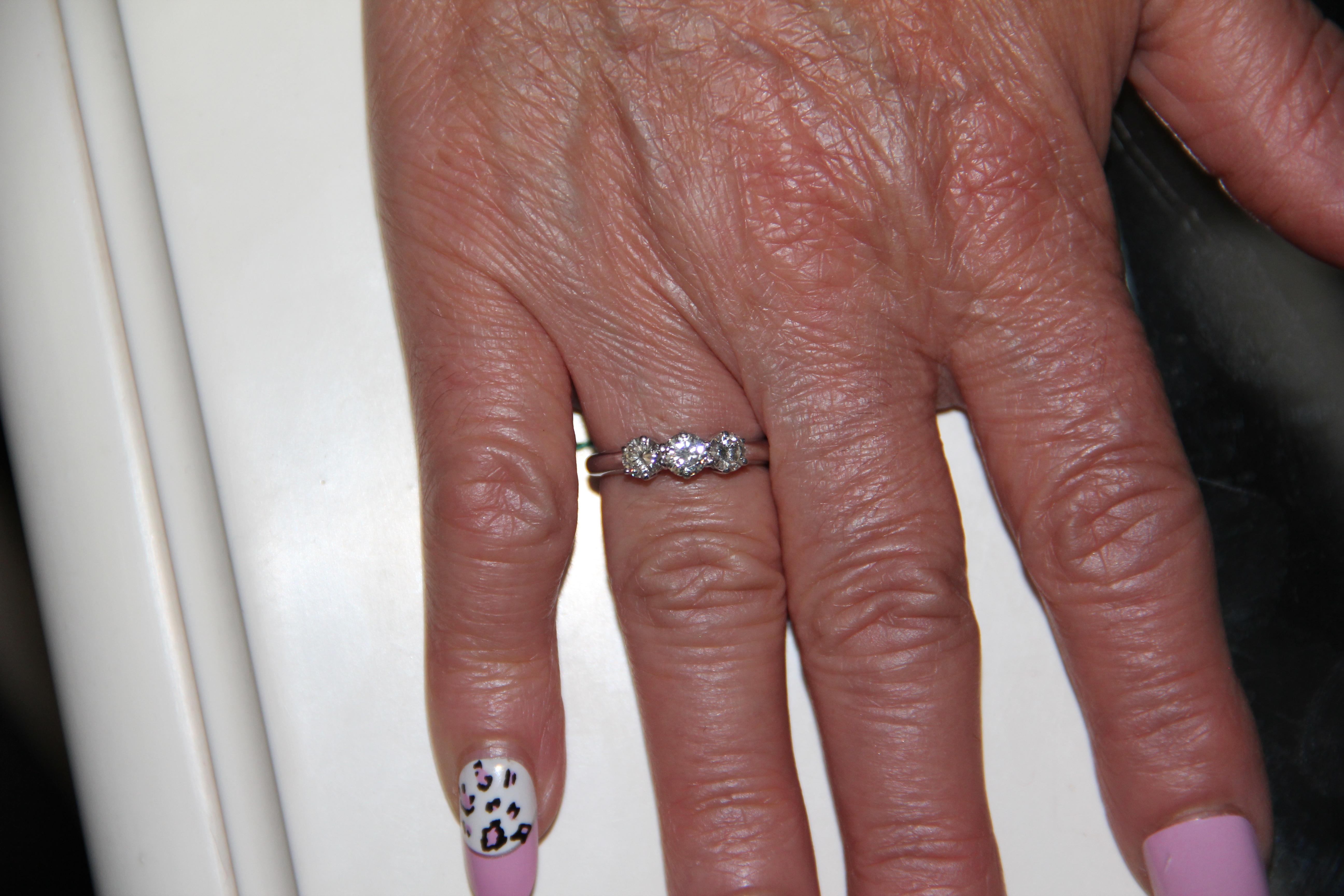 Handcraft Trilogy Diamond 18 Karat White Gold Engagement Ring For Sale 3