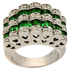 Bague cocktail artisanale en or blanc 18 carats avec tsavorite et diamants