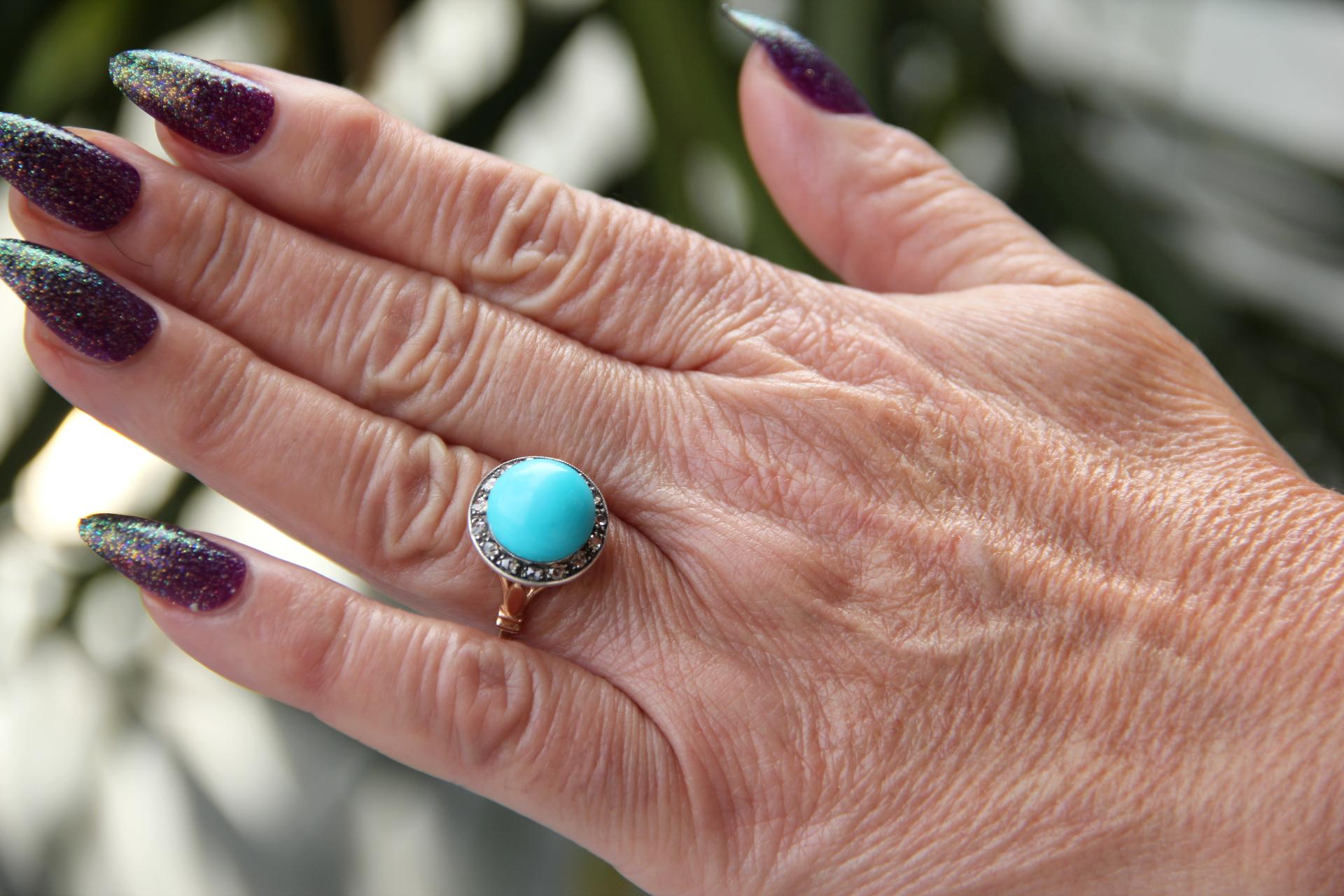 Handcraft Turquoise 14 Karat Yellow Gold Diamonds Cocktail Ring For Sale 4