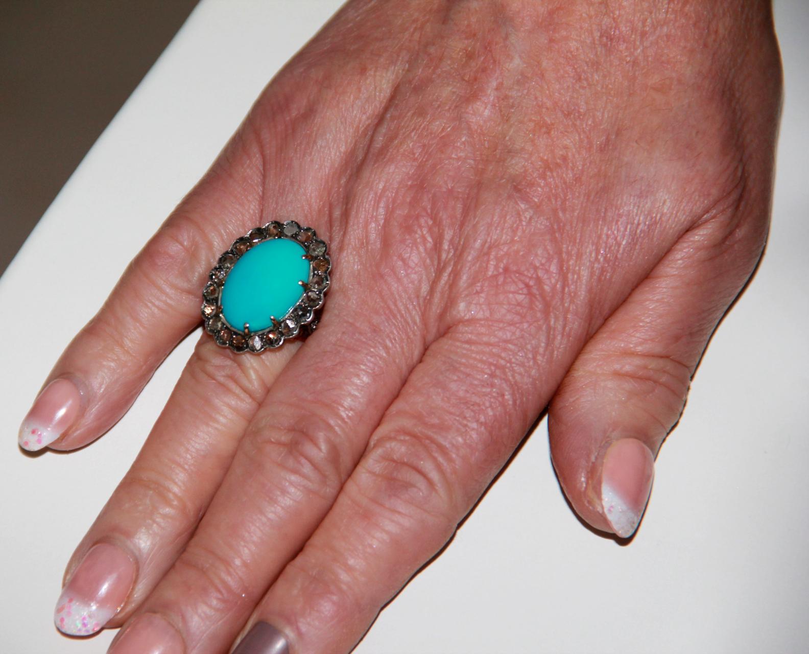 Handcraft Turquoise 14 Karat Yellow Gold Diamonds Cocktail Ring For Sale 2