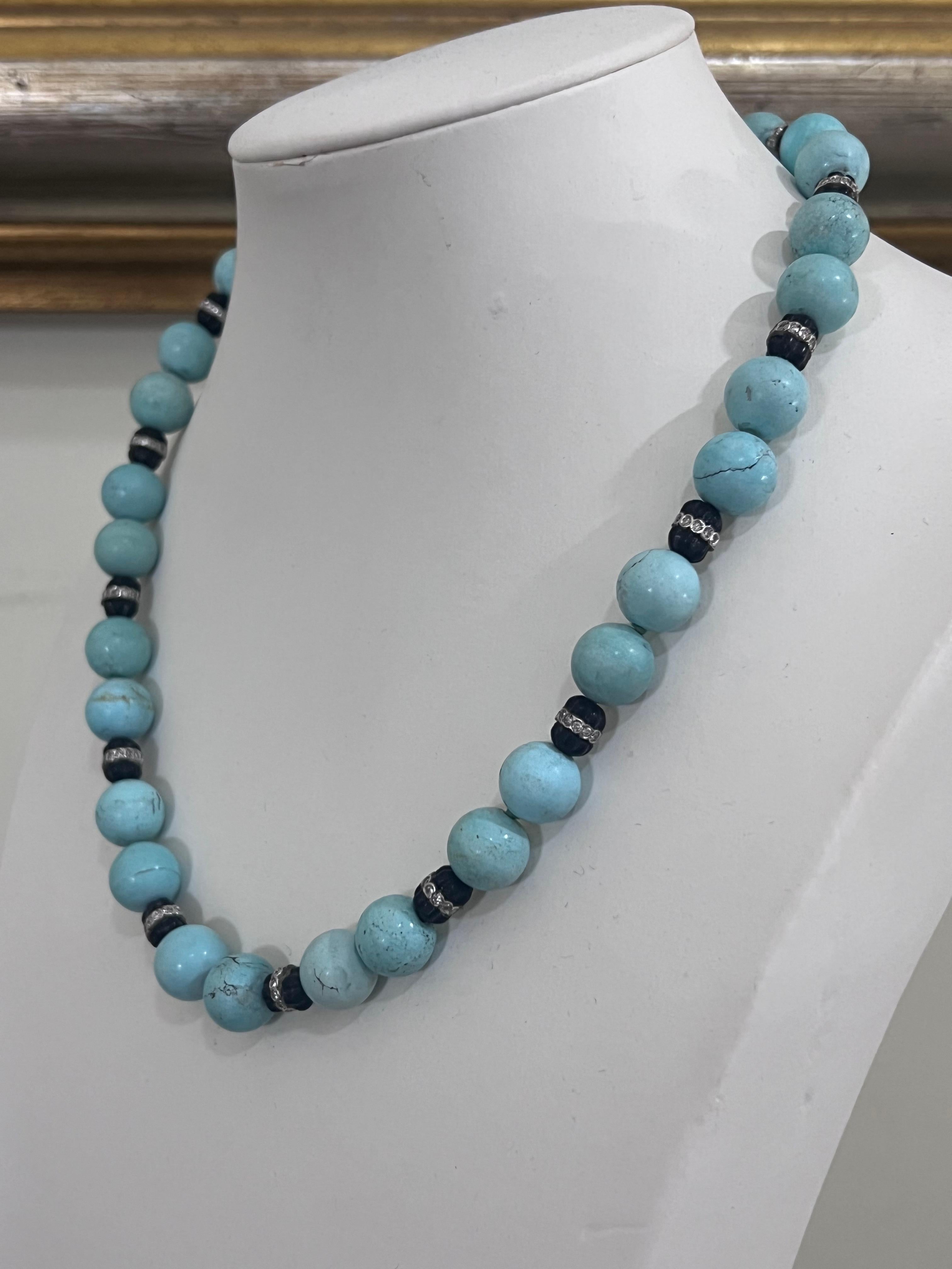 Handcraft Turquoise 18 Karat White Gold Diamonds Beaded Necklace For Sale 5