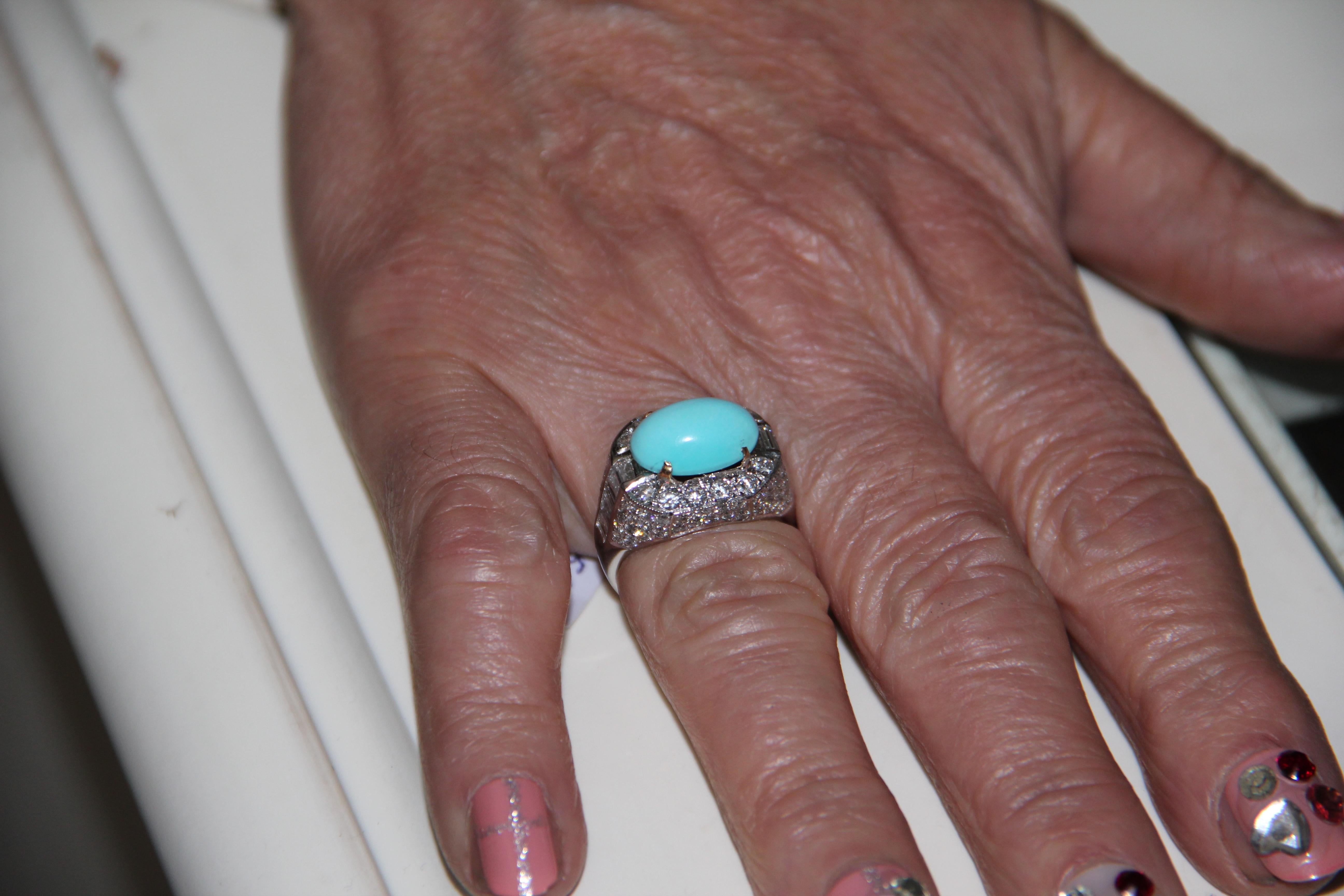 Handcraft Turquoise 18 Karat White Gold Diamonds Cocktail Ring For Sale 6