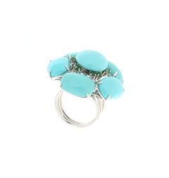 Handcraft Turquoise 18 Karat White Gold Emerald Cocktail Ring