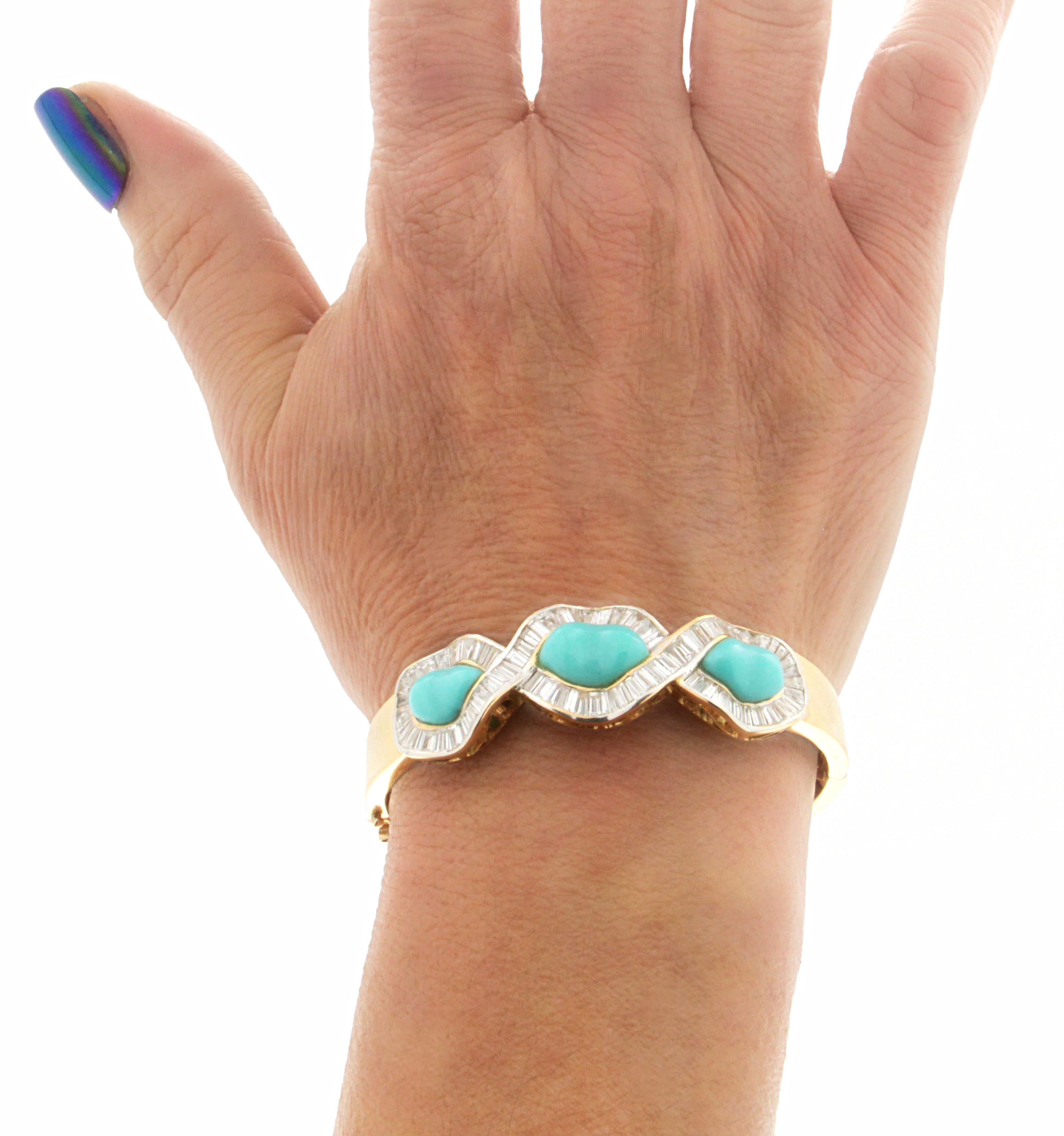 Bracciale artigianale in turchese con diamanti Baguette in oro giallo 18 carati in vendita 9