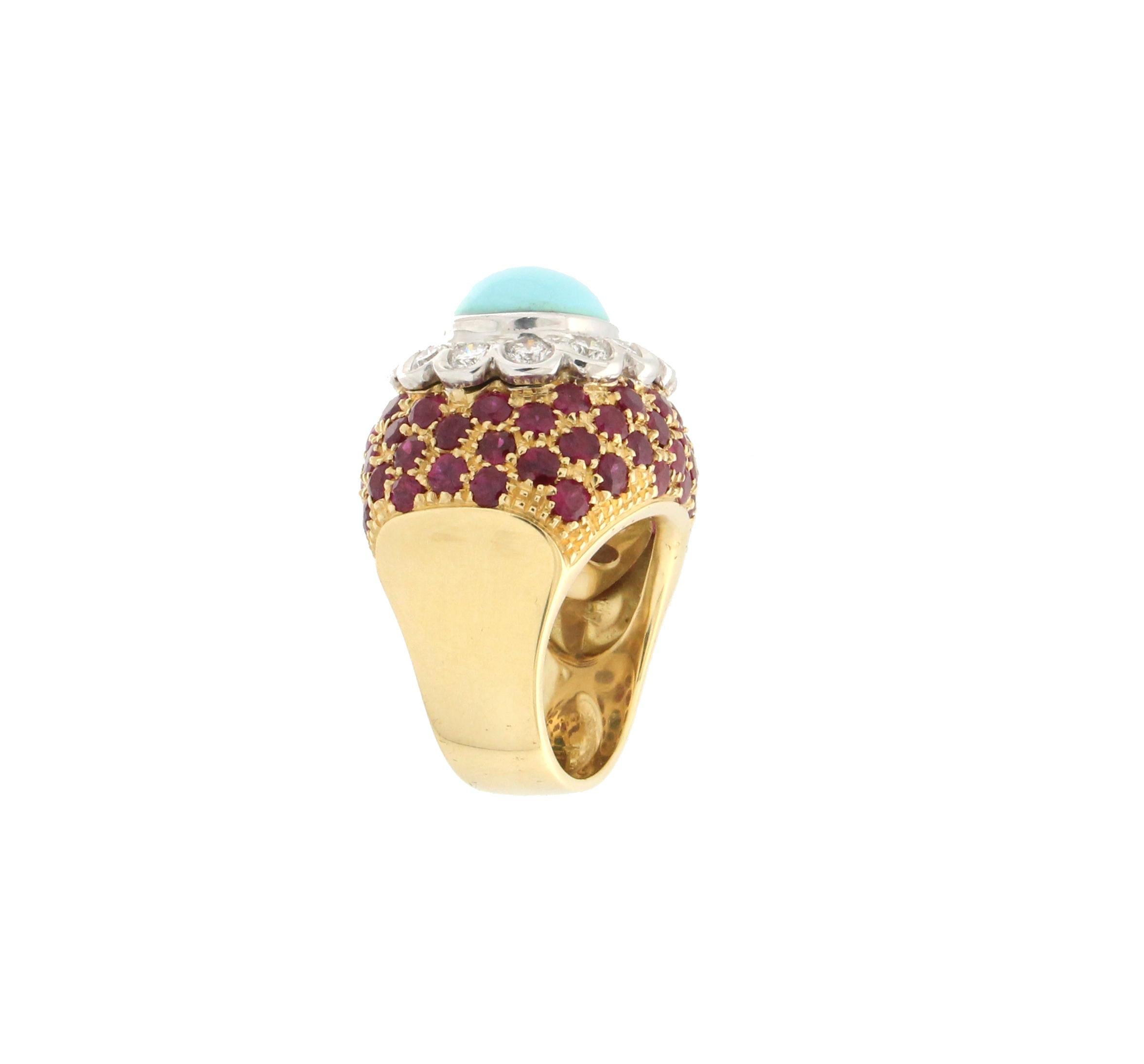 Bague cocktail artisanale en or jaune 18 carats avec turquoise, diamants et rubis 3