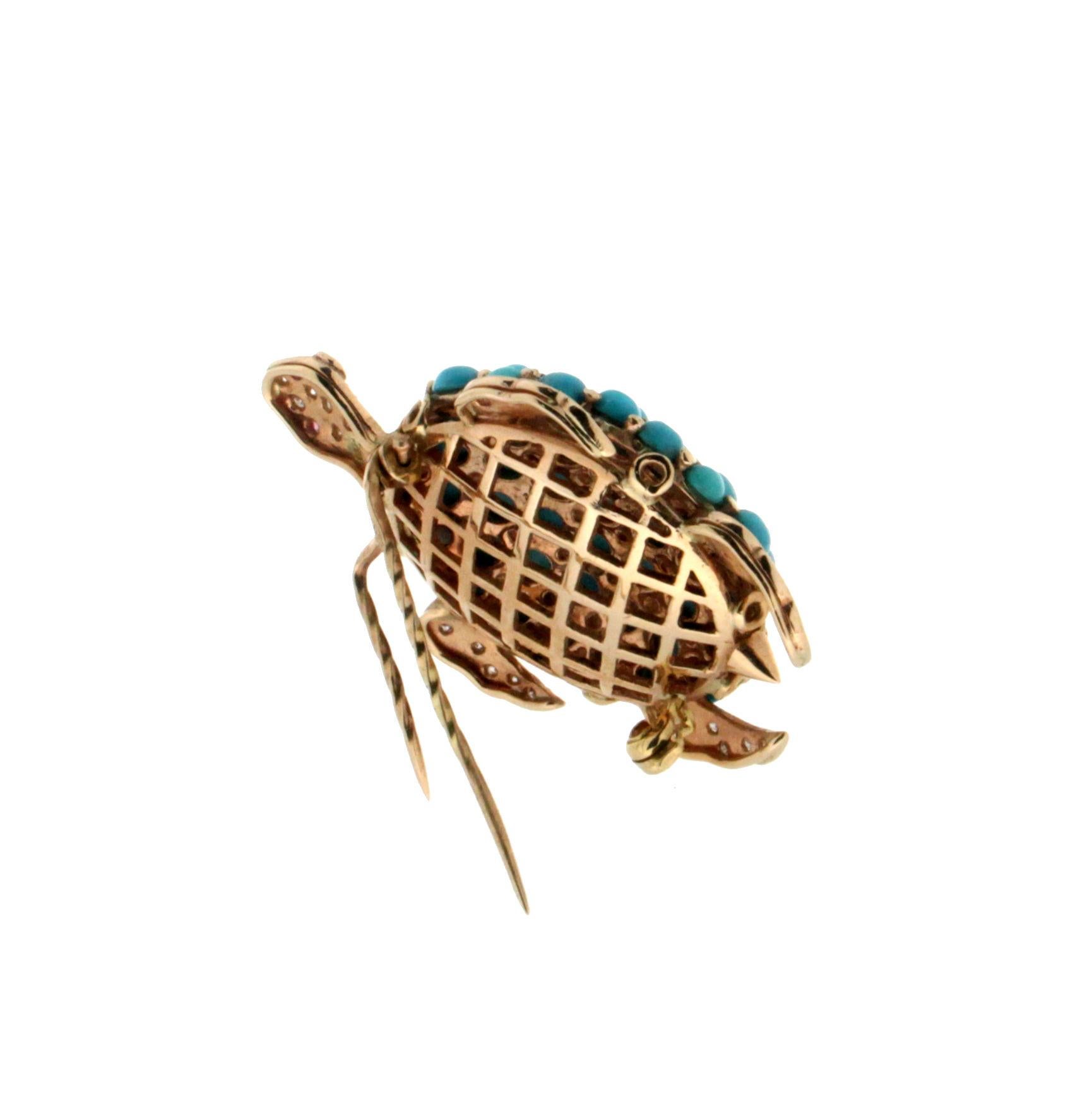 Handcraft Turtle Turquoise 14 Karat Yellow Gold Diamonds Brooch In New Condition For Sale In Marcianise, IT