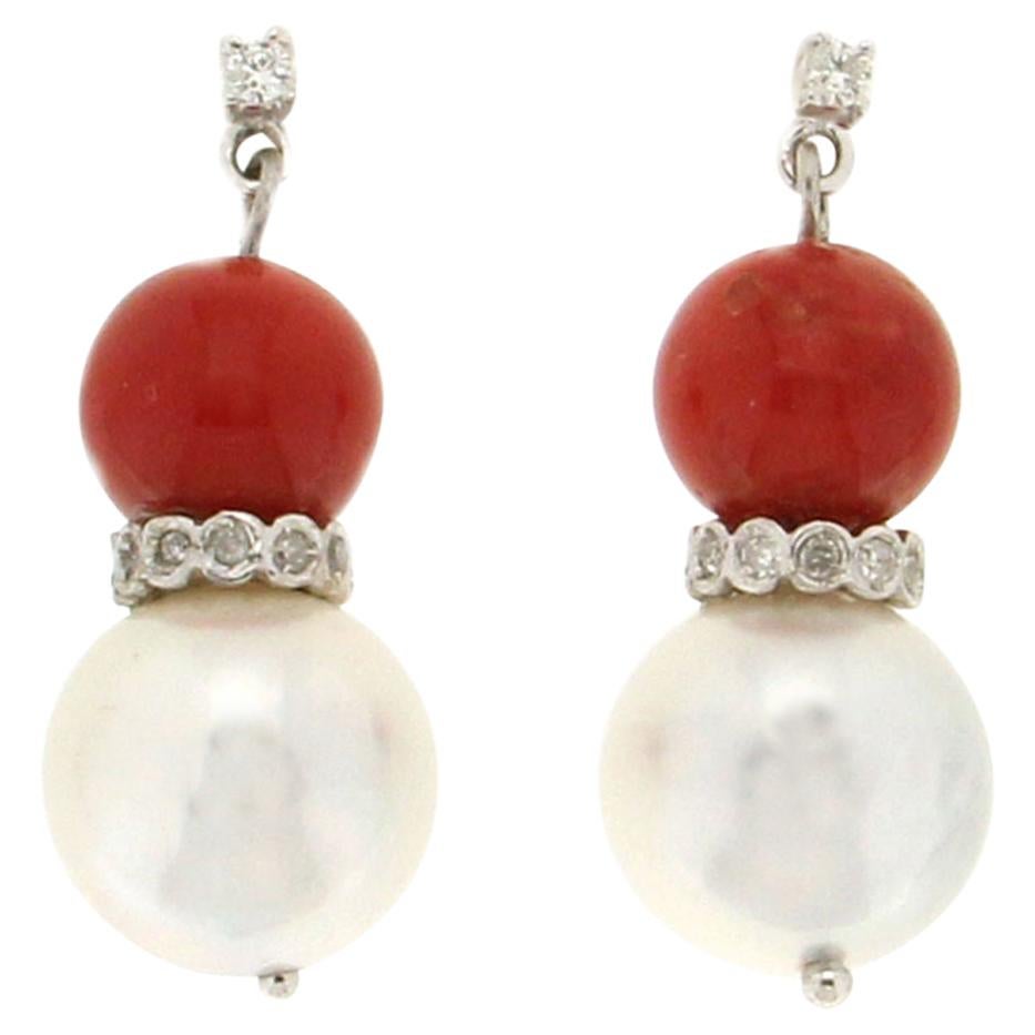 Pendiente Colgante Oro Blanco 18 Kilates Perlas Cultivadas Diamantes Coral